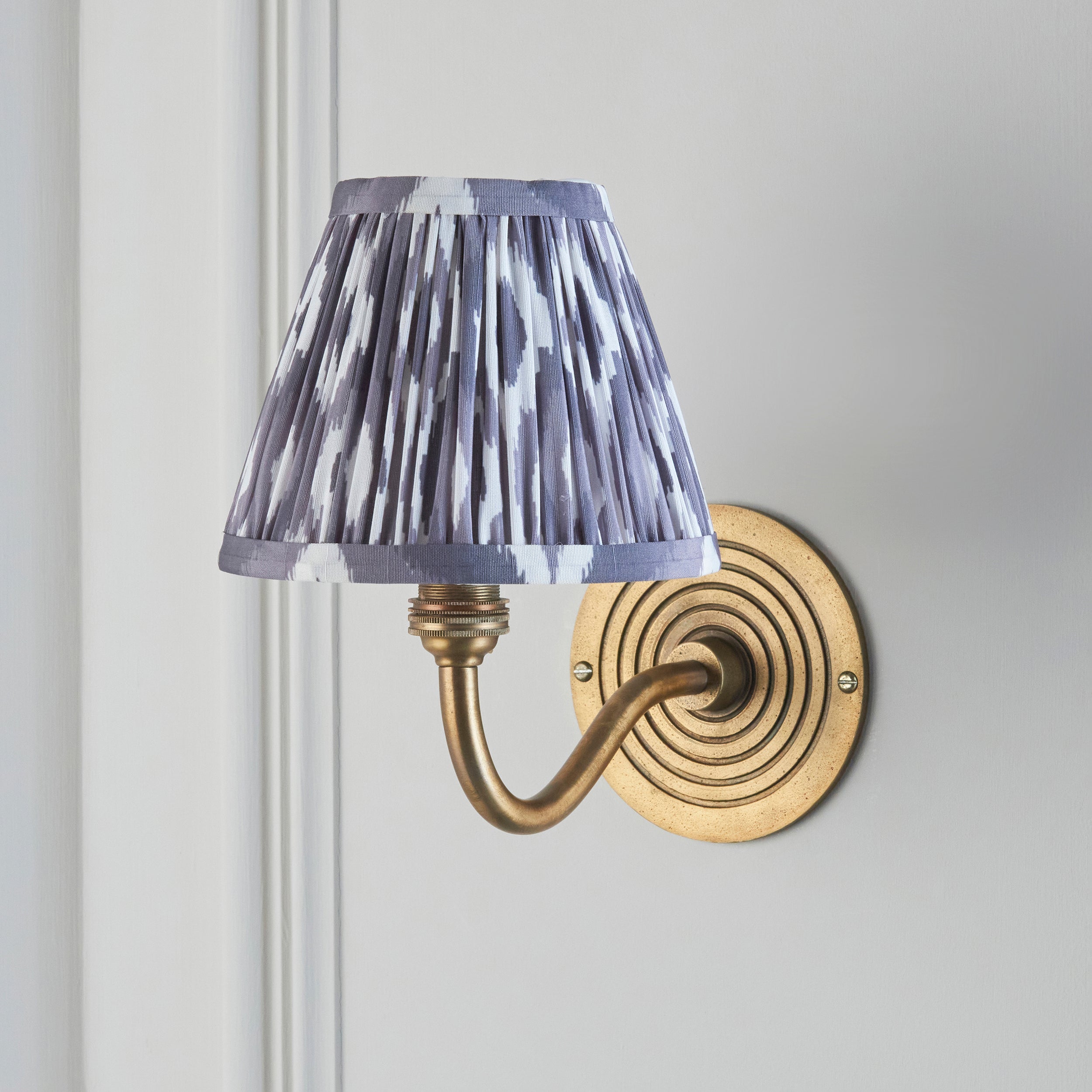 Endon Ripple Curve & Ikat 16Cm Wall Light - Antique Brass & Pearl Grey Fabric