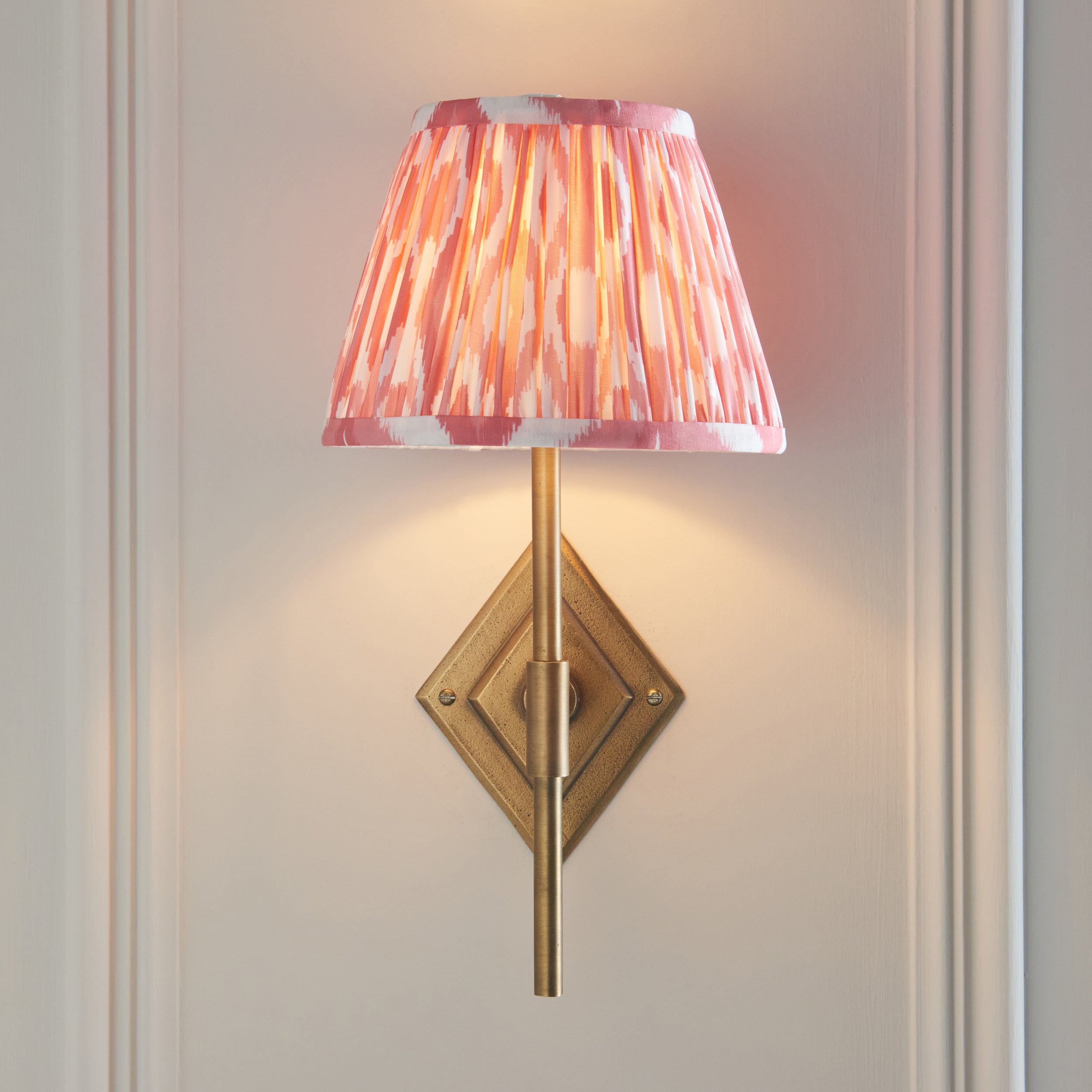 Endon Diamond Tall & Ikat 20Cm Wall Light - Antique Brass & Coral Pink Fabric