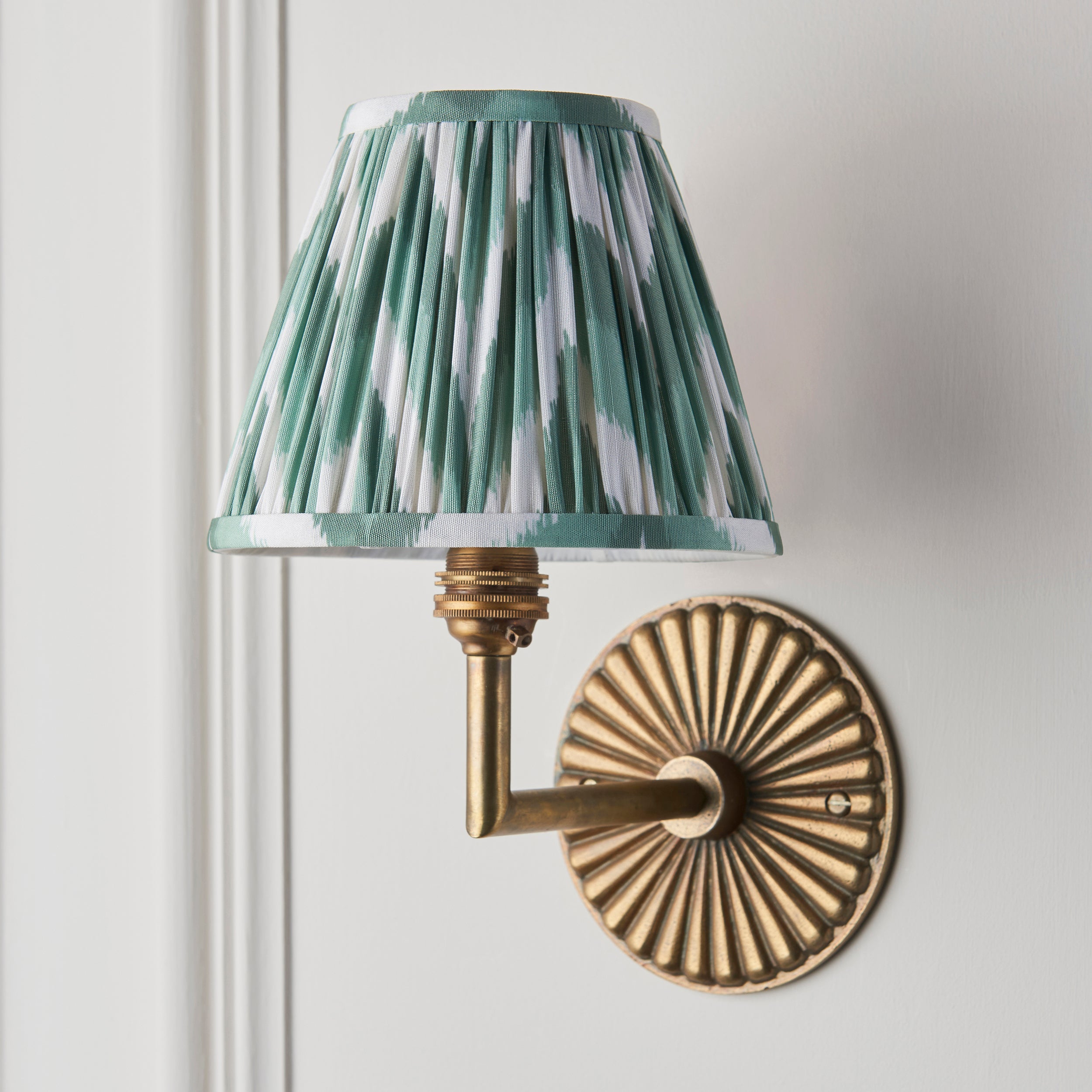 Endon Dahlia Angle & Zigzag 16Cm Wall Light - Antique Brass & Cotswold Green Fabric