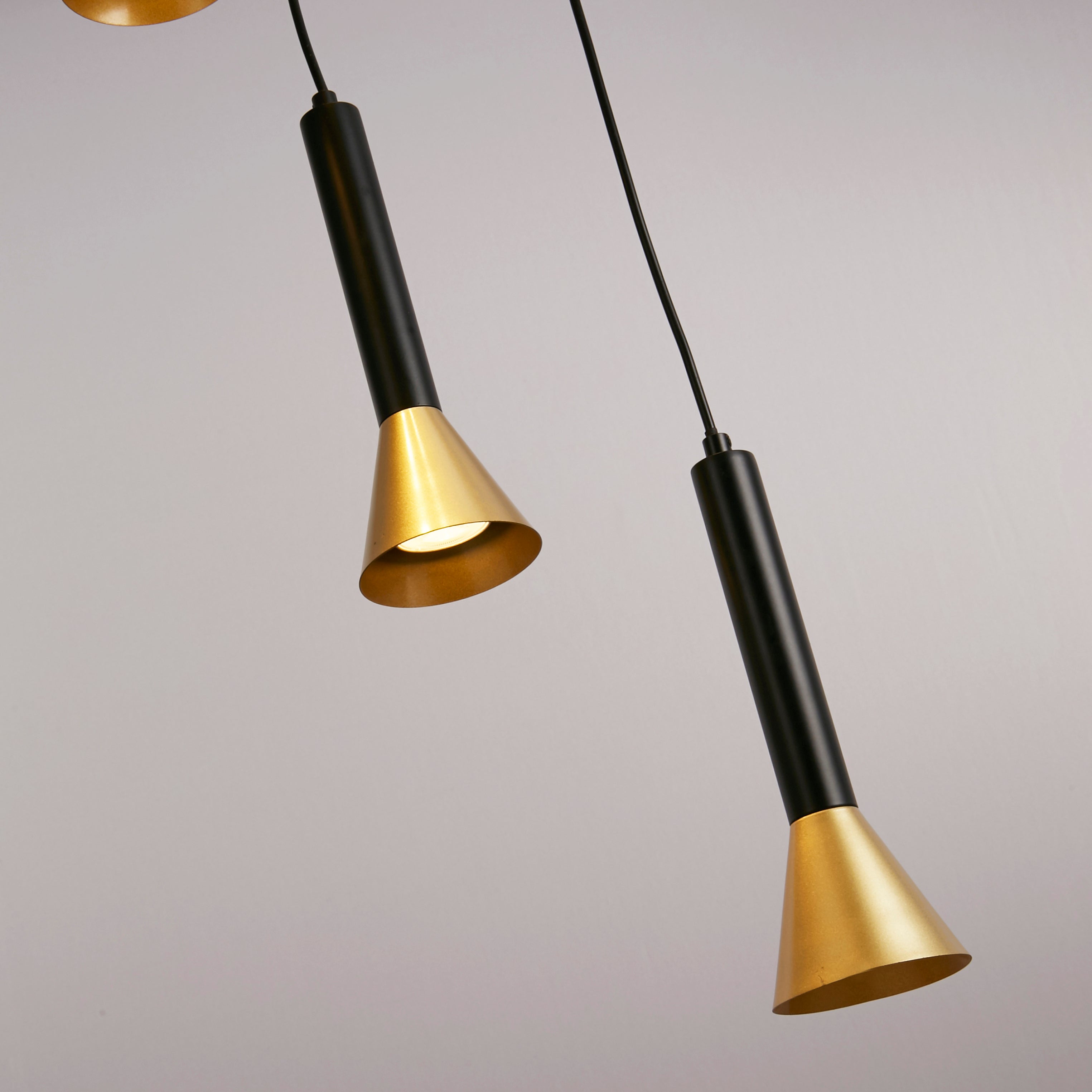 Searchlight Sinclair 5 Light Multi-Drop Pendant - Black & Gold Metal