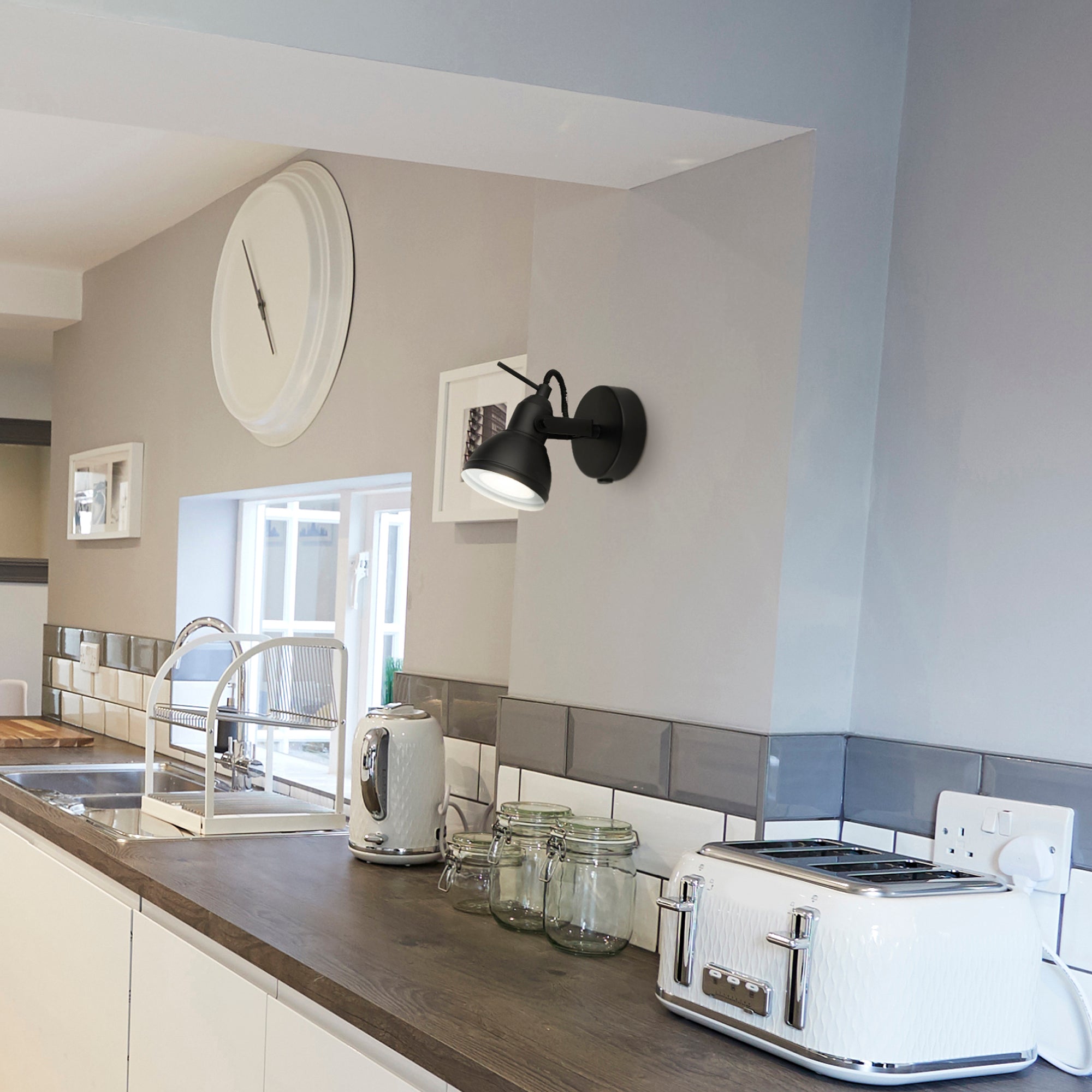 Searchlight Fielding Spotlight - Black