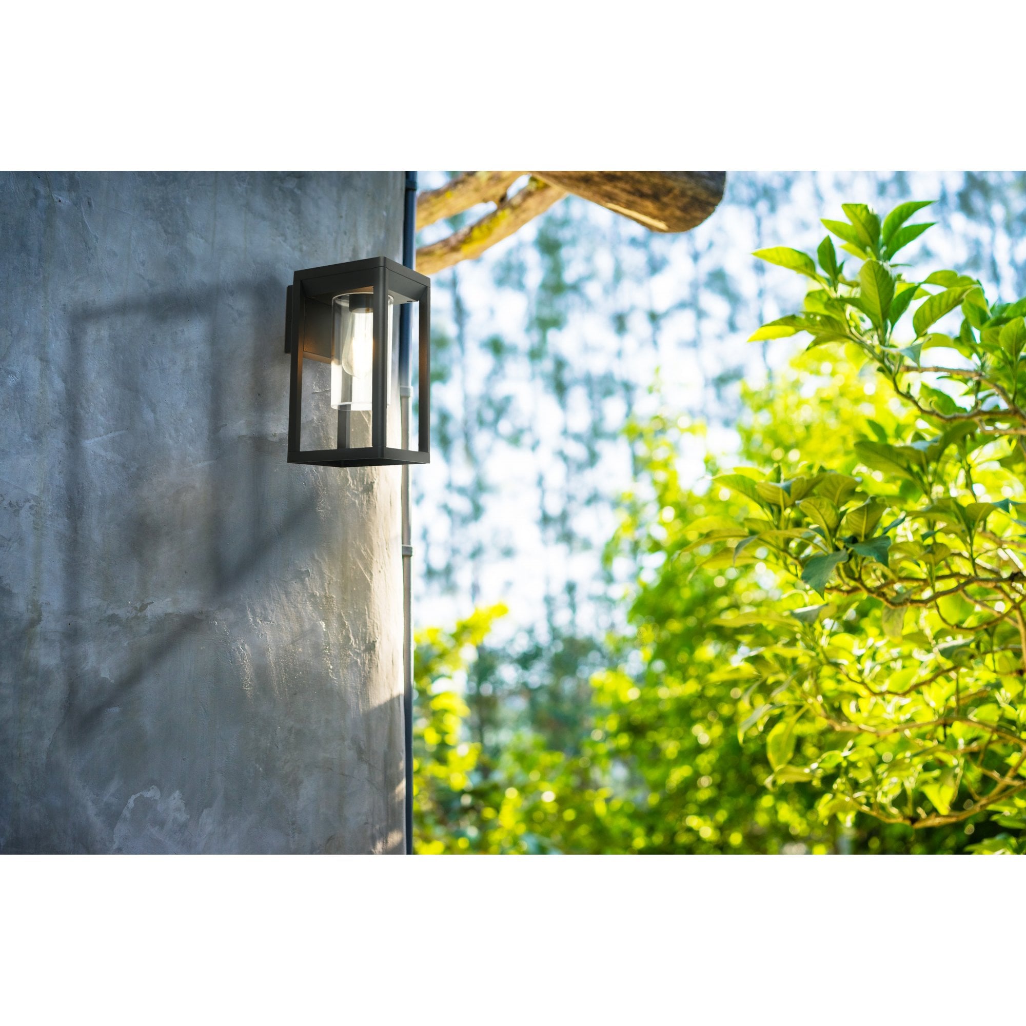 Searchlight Aubery Outdoor Wall Light - Matt Black with Clear Diffuser