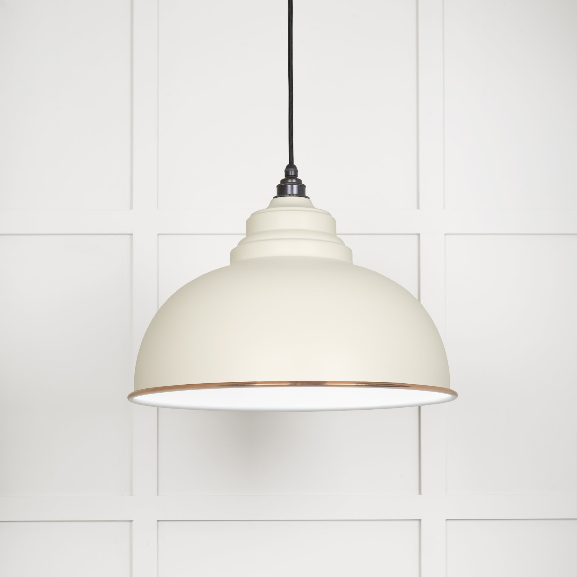 From The Anvil White Gloss Harborne Pendant - Teasel (Off White/Cream)