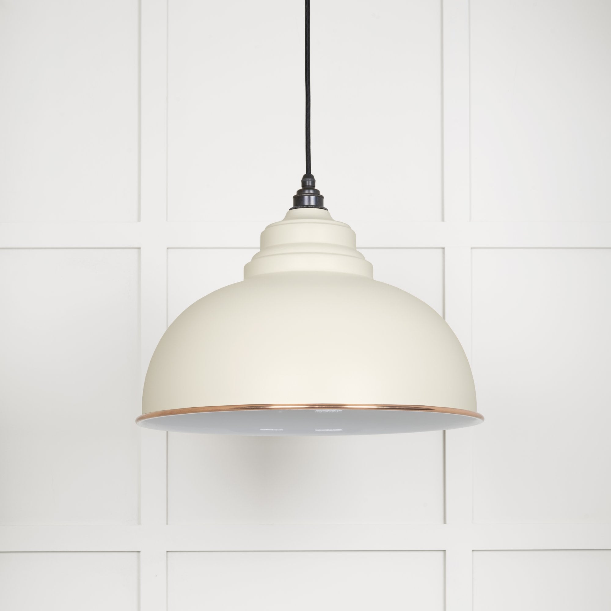 From The Anvil White Gloss Harborne Pendant - Teasel (Off White/Cream)