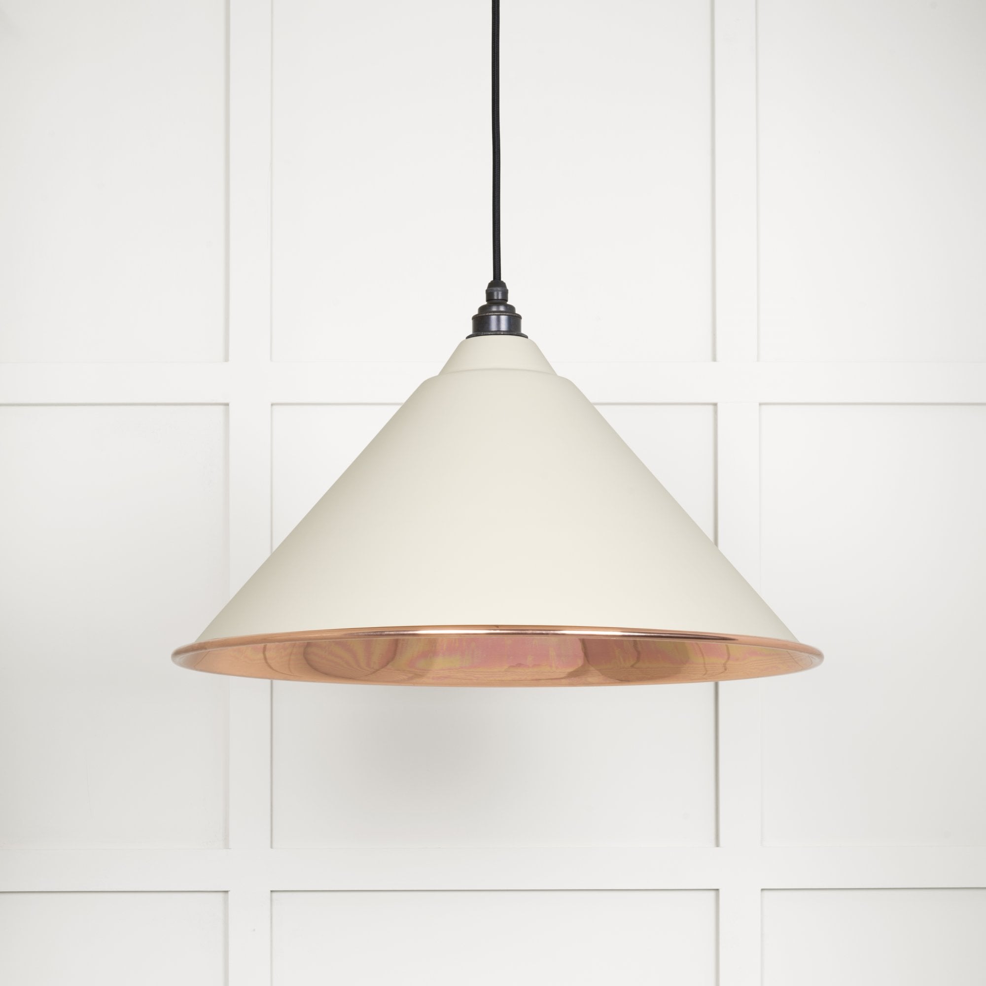From The Anvil Smooth Copper Hockley Pendant - Teasel (Off White/Cream)
