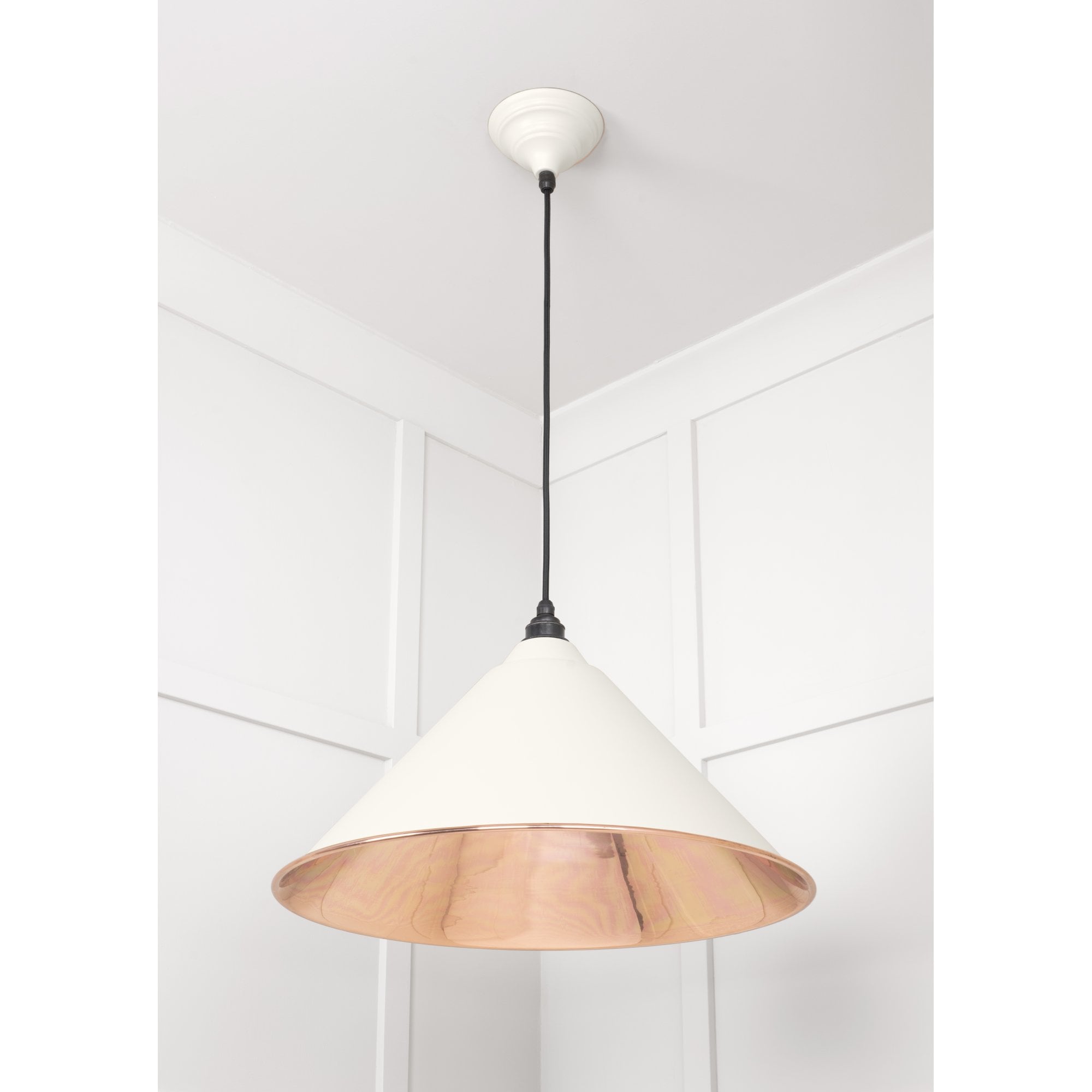 From The Anvil Smooth Copper Hockley Pendant - Teasel (Off White/Cream)