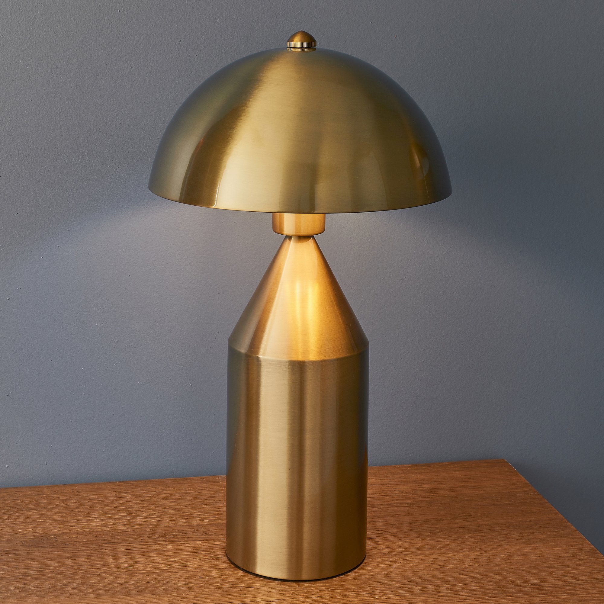 Endon Nova Single Light Table Lamp - Antique Brass Plate & Gloss White