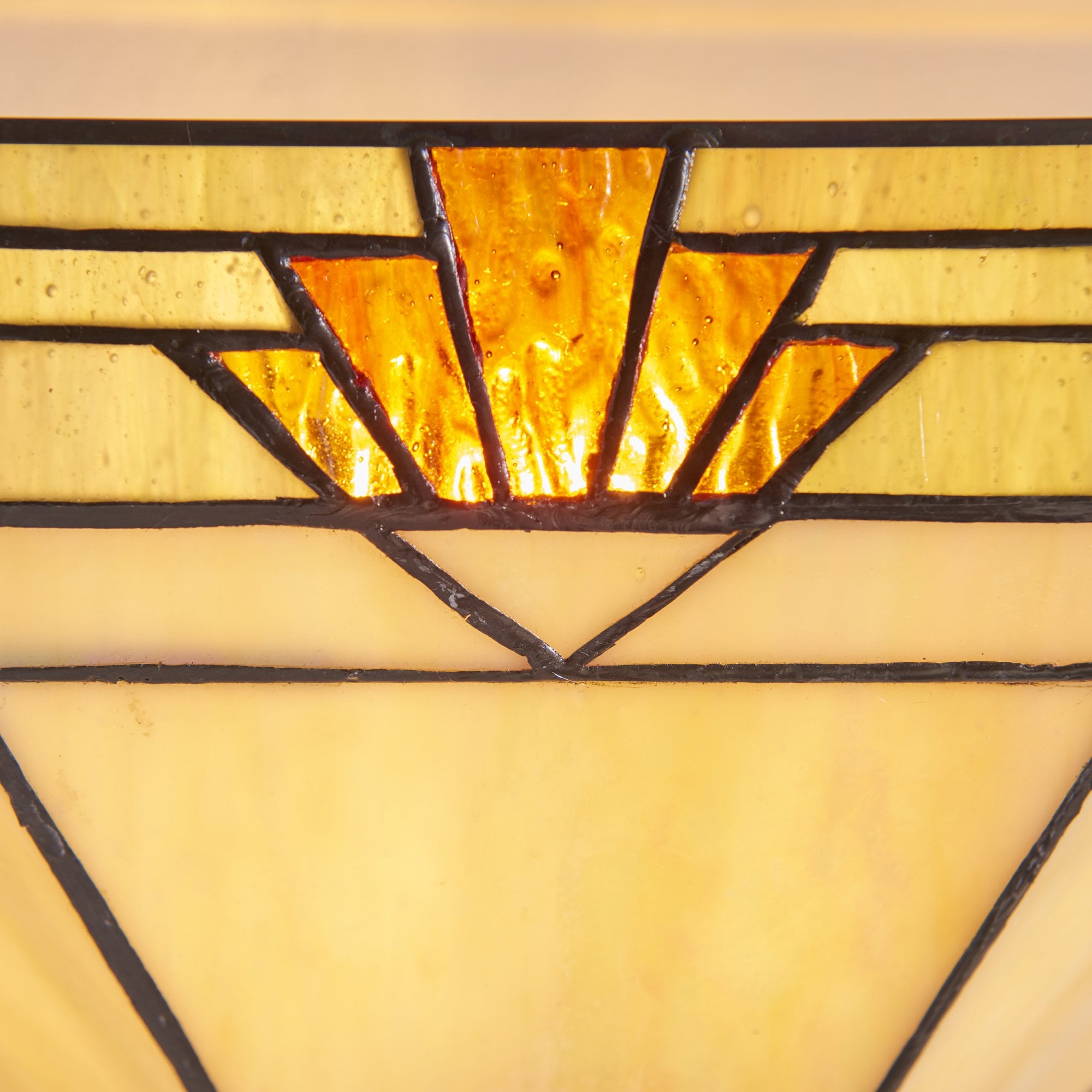 Interiors 1900 Nevada Wall Fitting - Tiffany Glass