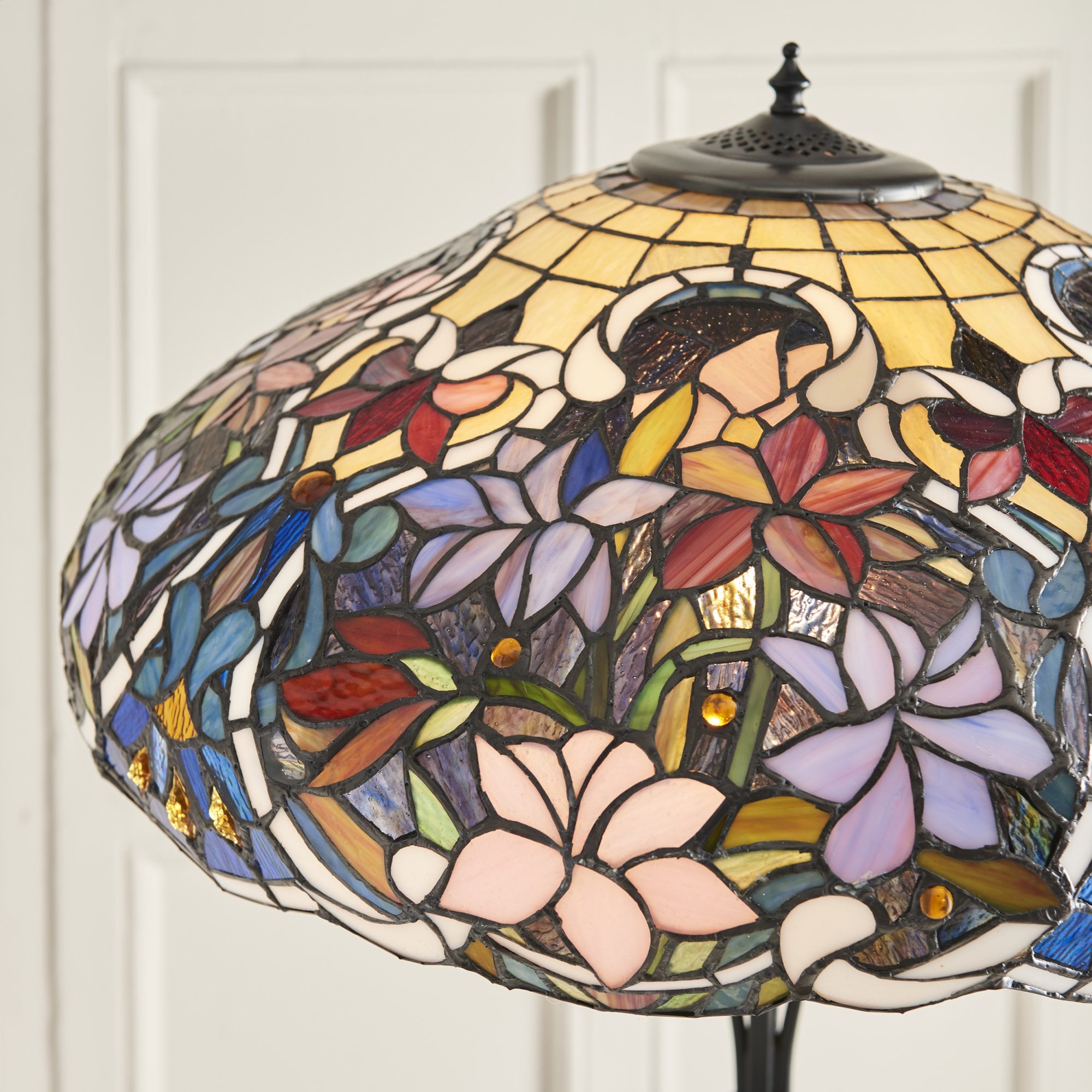Interiors 1900 Sullivan Floor Lamp - Tiffany Glass