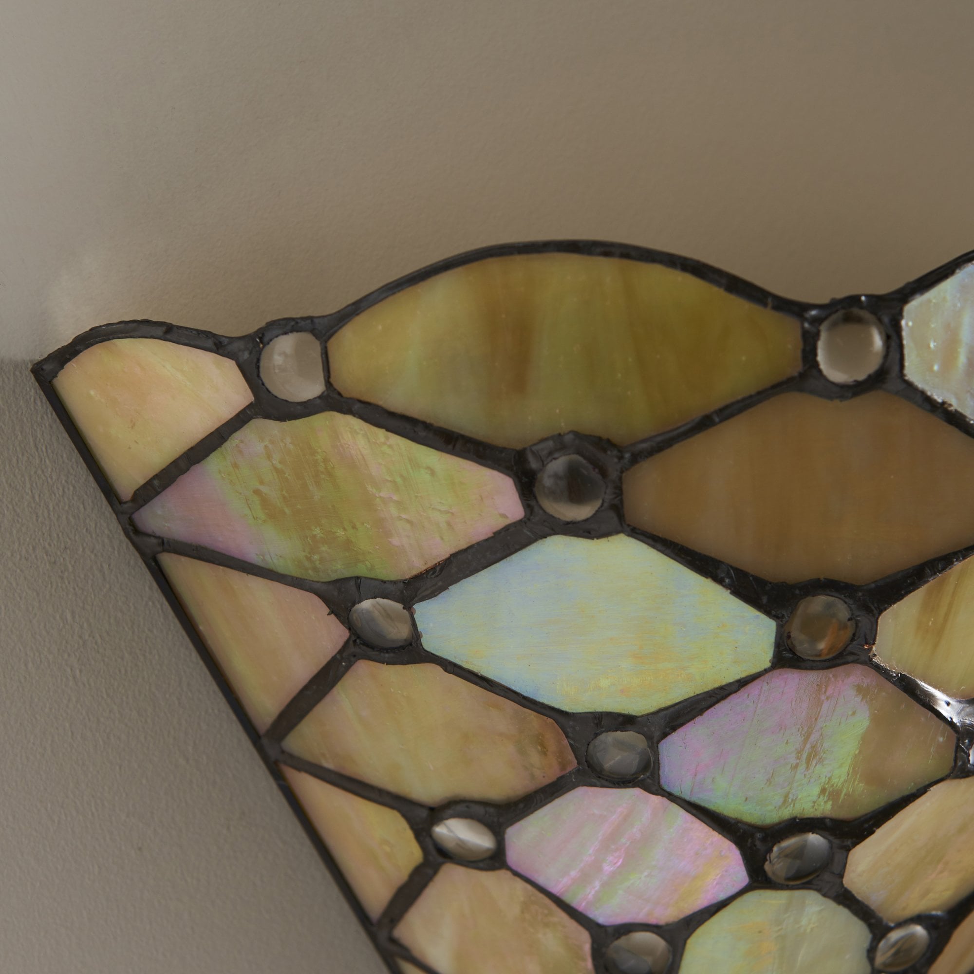 Interiors 1900 Pearl Single Wall Fitting - Tiffany Glass