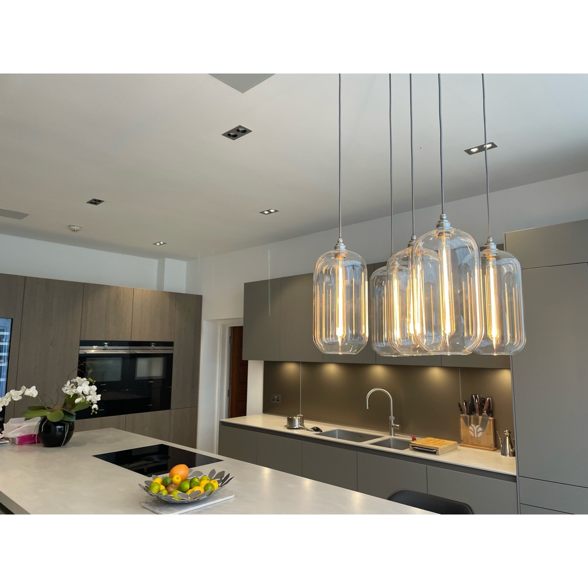 Leverint Charlton Medium Pendant