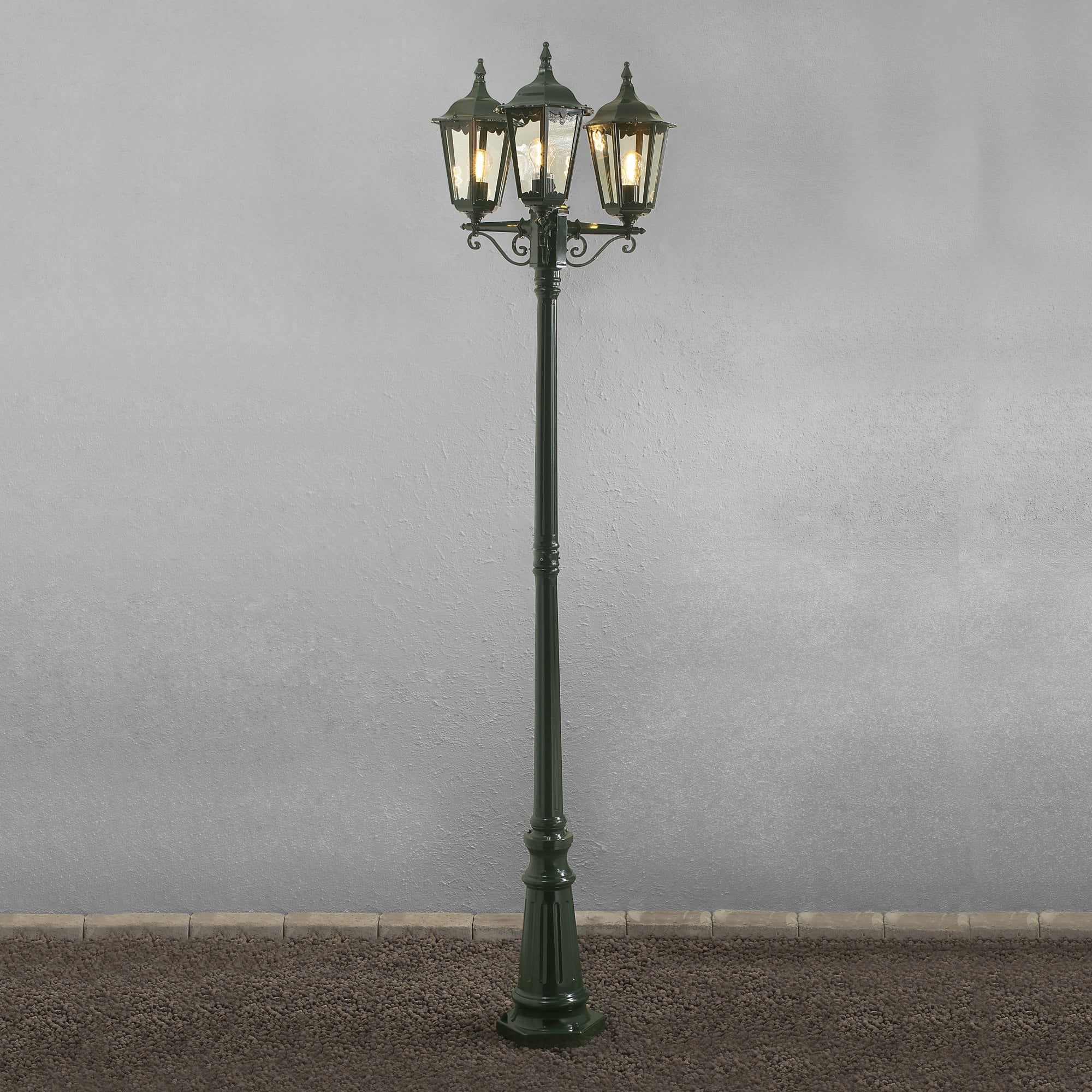 Konstsmide Firenze Triple Head Lampost - Green