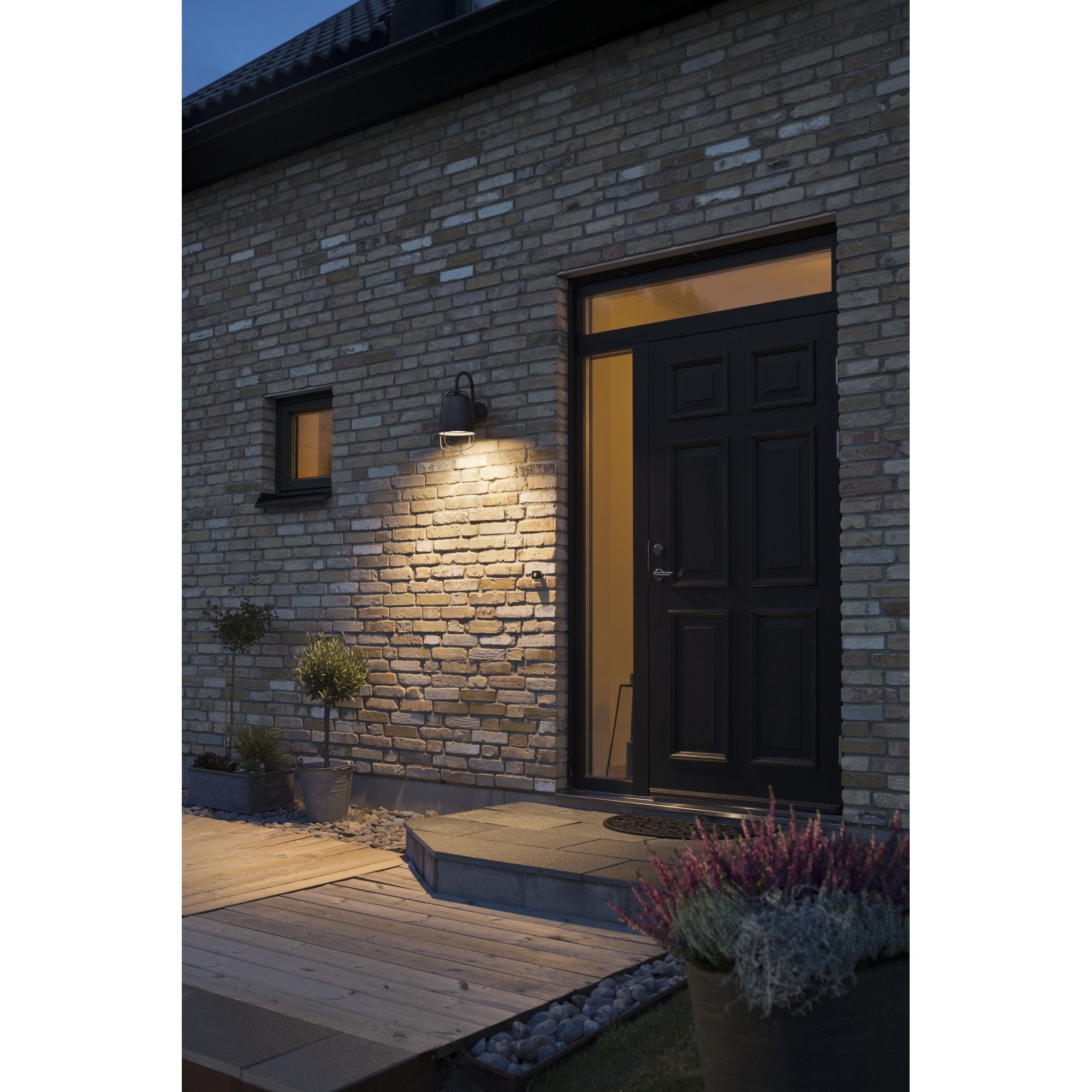 Konstsmide Perugia Wall Light - Matt Black