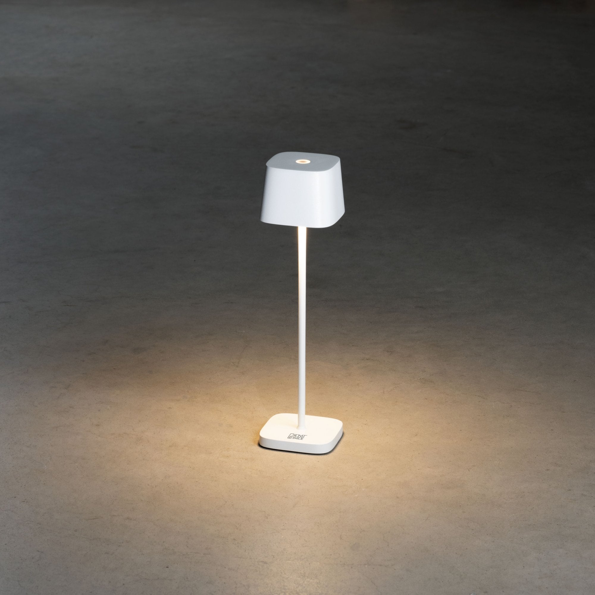 Konstsmide Capri Mini LED Table Lamp with USB - Matt White