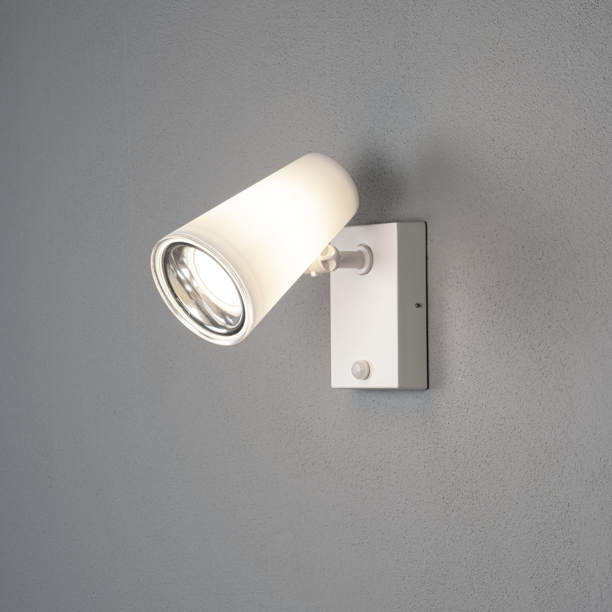 Konstsmide Fano Adjustable Wall Light with PIR - Matt White