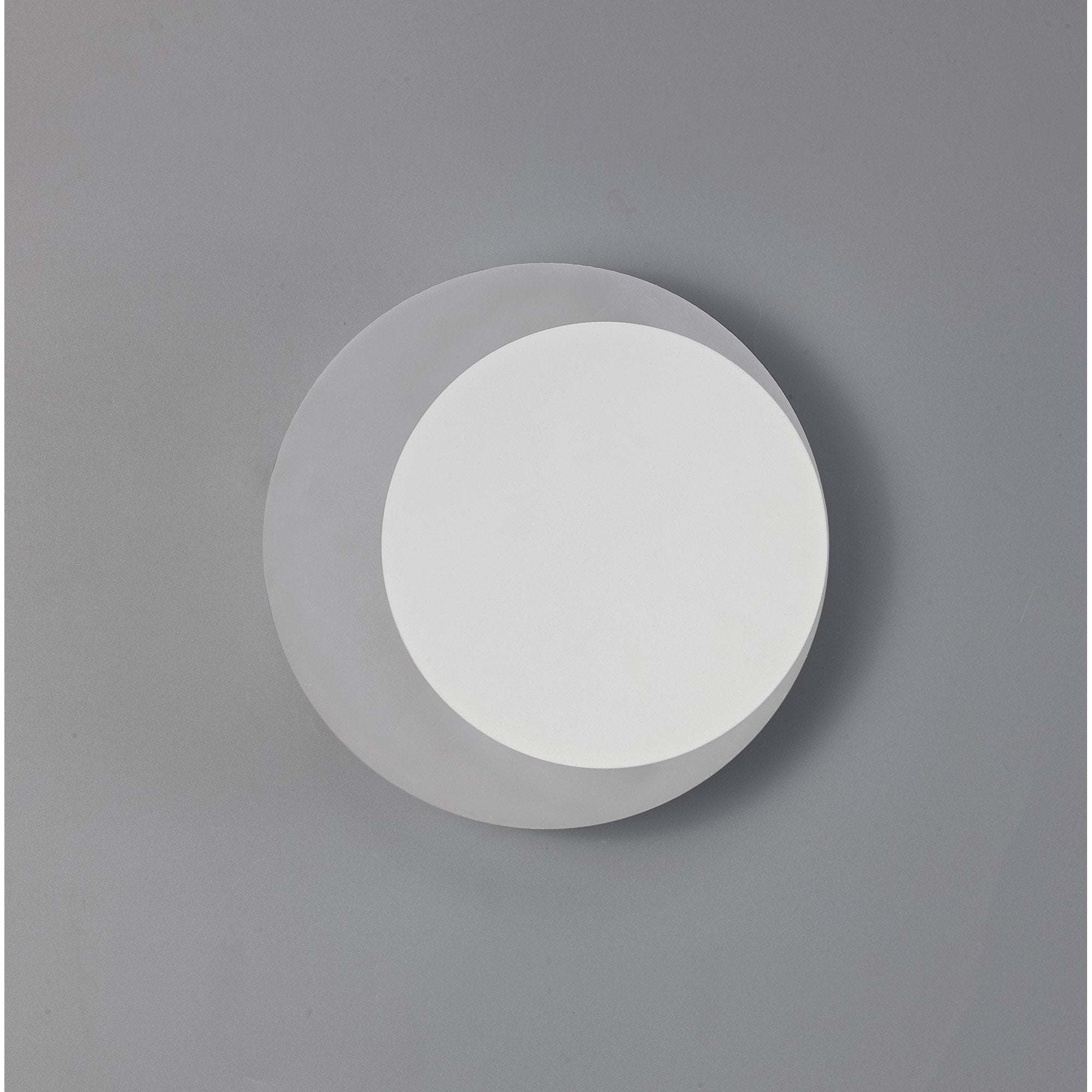 Fabula Kingsley Magnetic Base LED Wall Lamp - 15/19cm Round - Right Offset - Sand White & Acrylic Frosted Diffuser