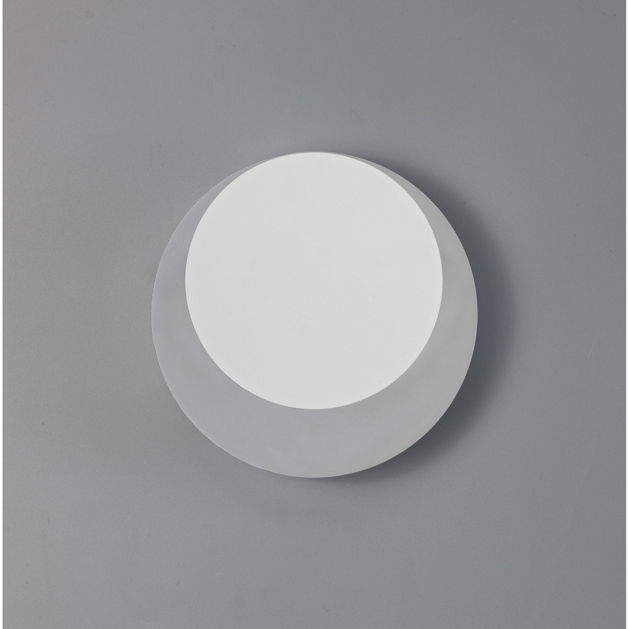 Fabula Kingsley Magnetic Base LED Wall Lamp - 15/19cm Round - Top Offset - Sand White & Acrylic Frosted Diffuser