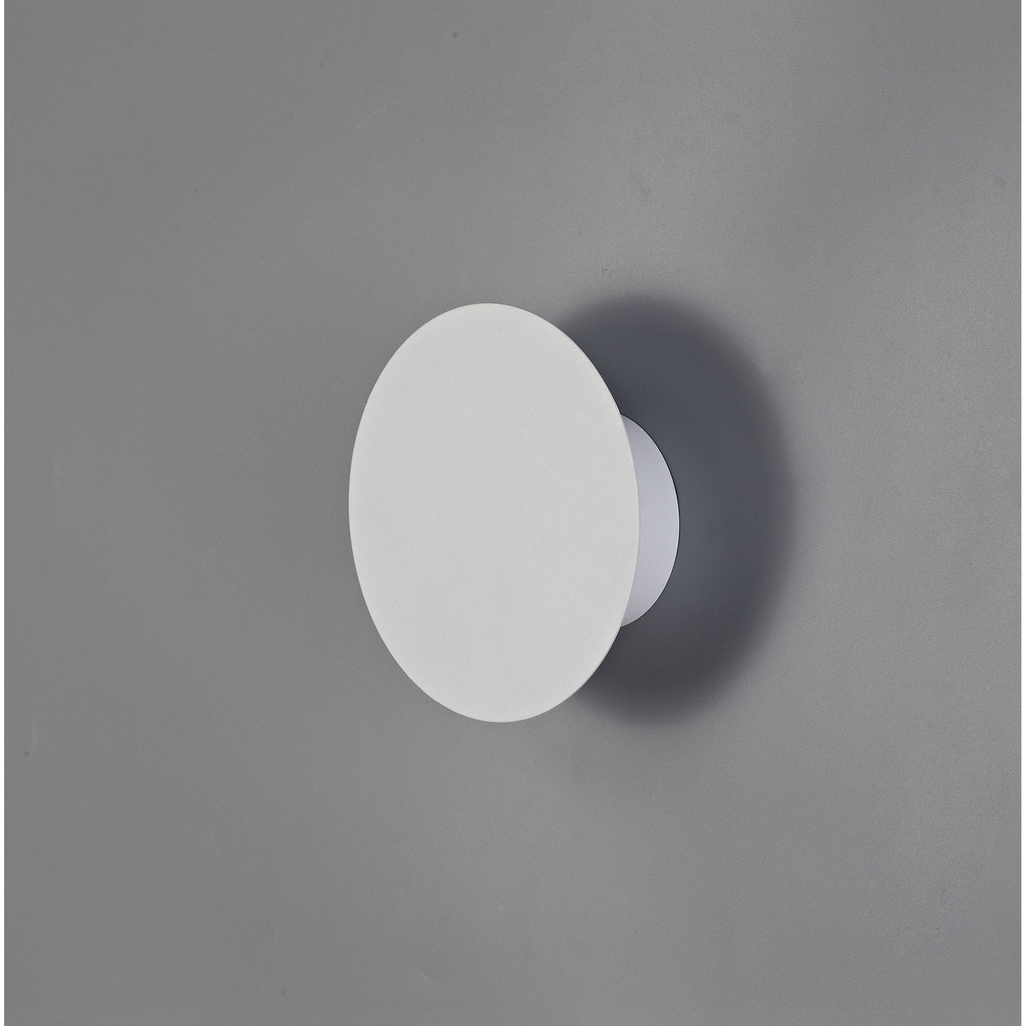 Fabula Kingsley Magnetic Base LED Wall Lamp - 15cm Round - Sand White