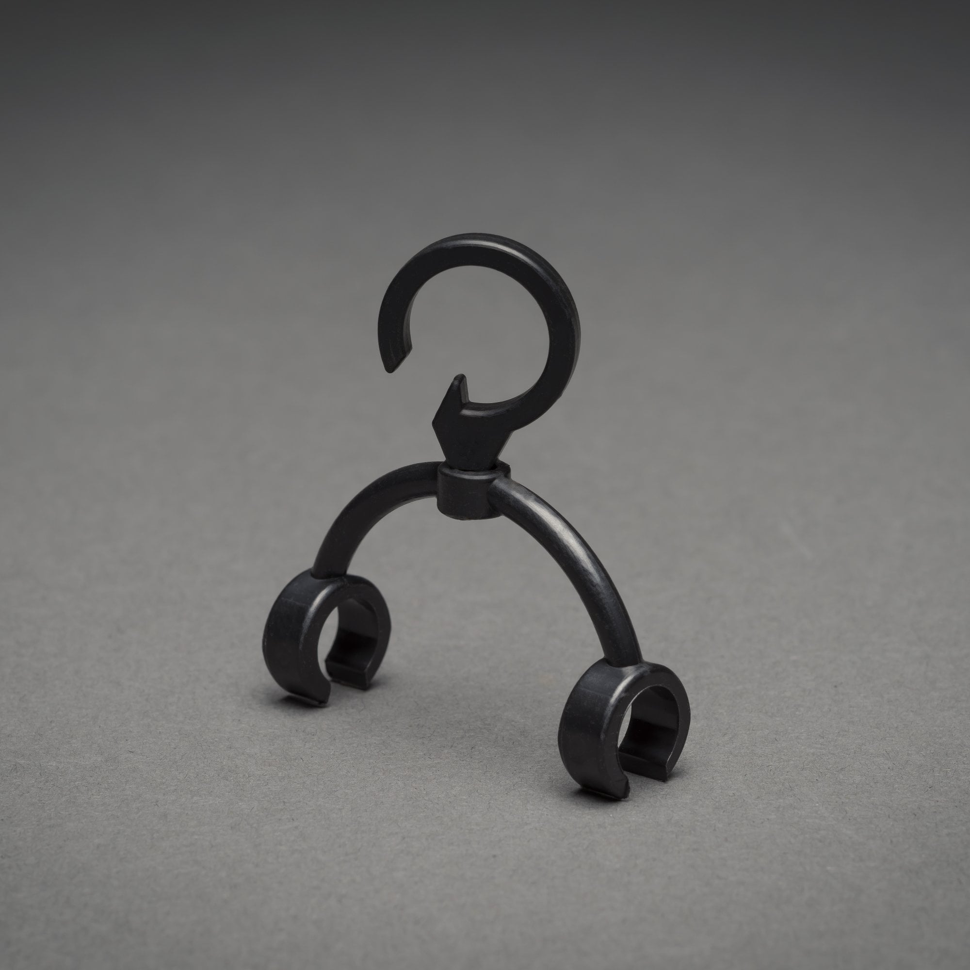 Konstsmide Hanger for Round Cable Festoon Light Sets - 10 Pcs