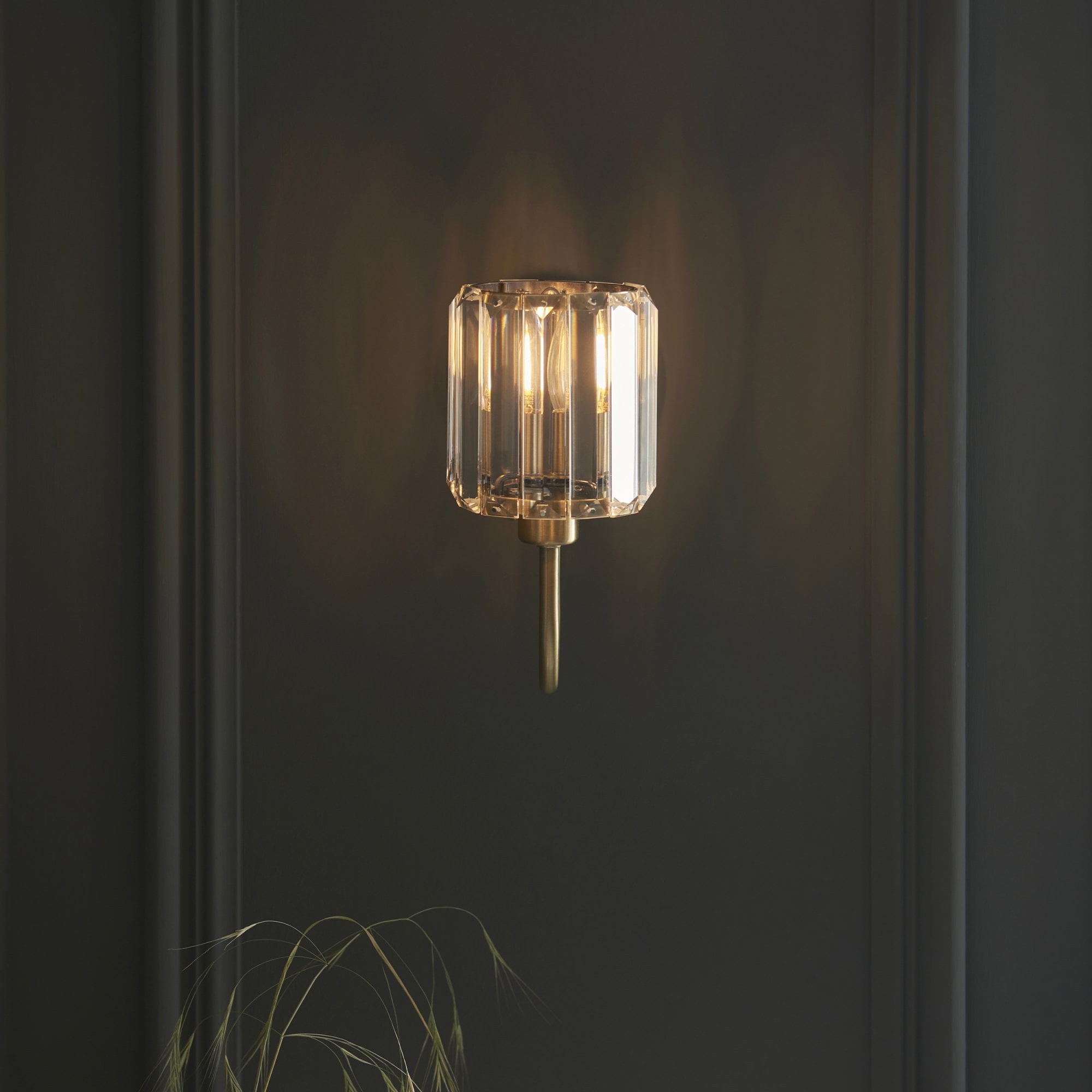 Endon Berenice Single Wall Light - Antique Brass Plate & Clear Glass