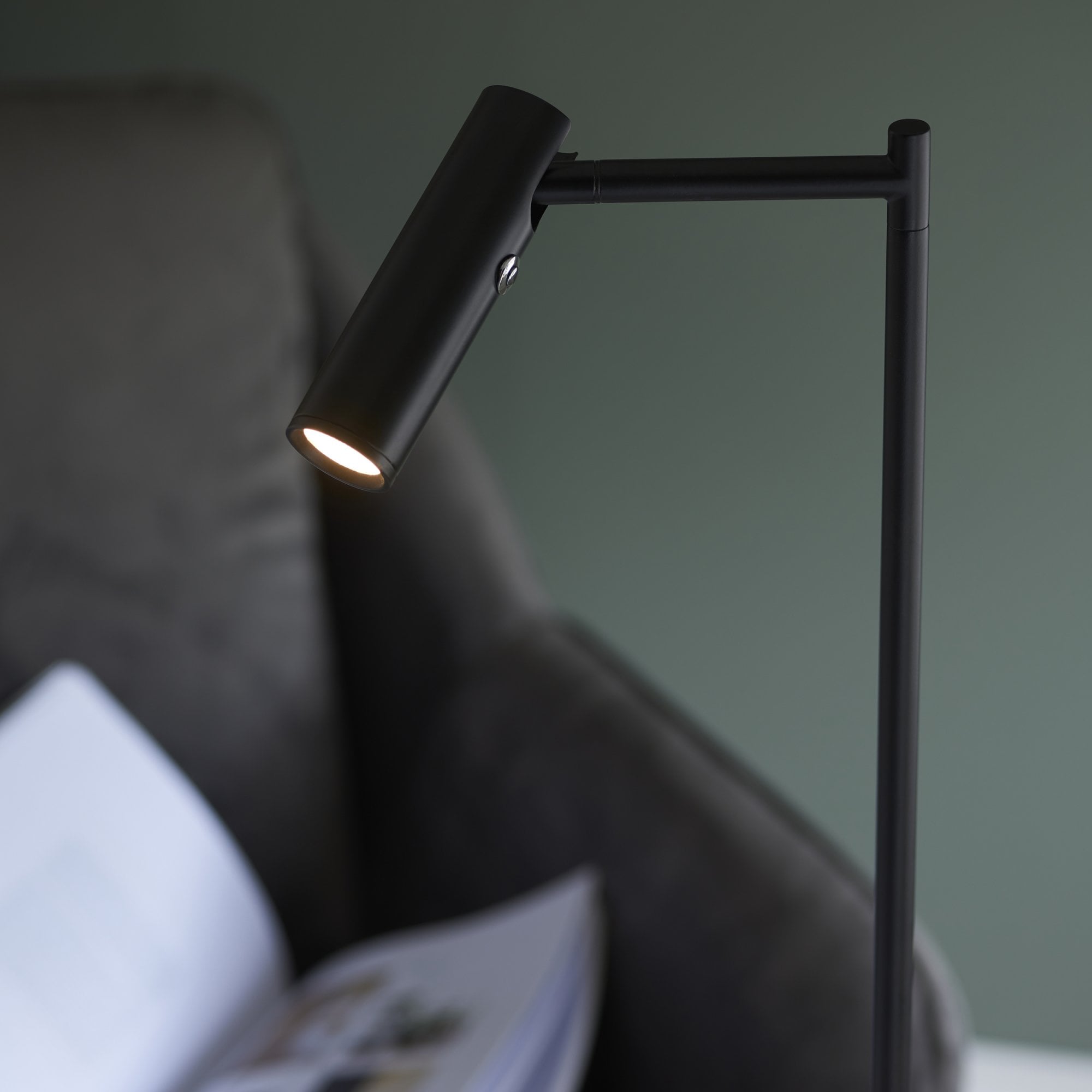 Endon Dedicated Reader Single Floor Light - Matt Black