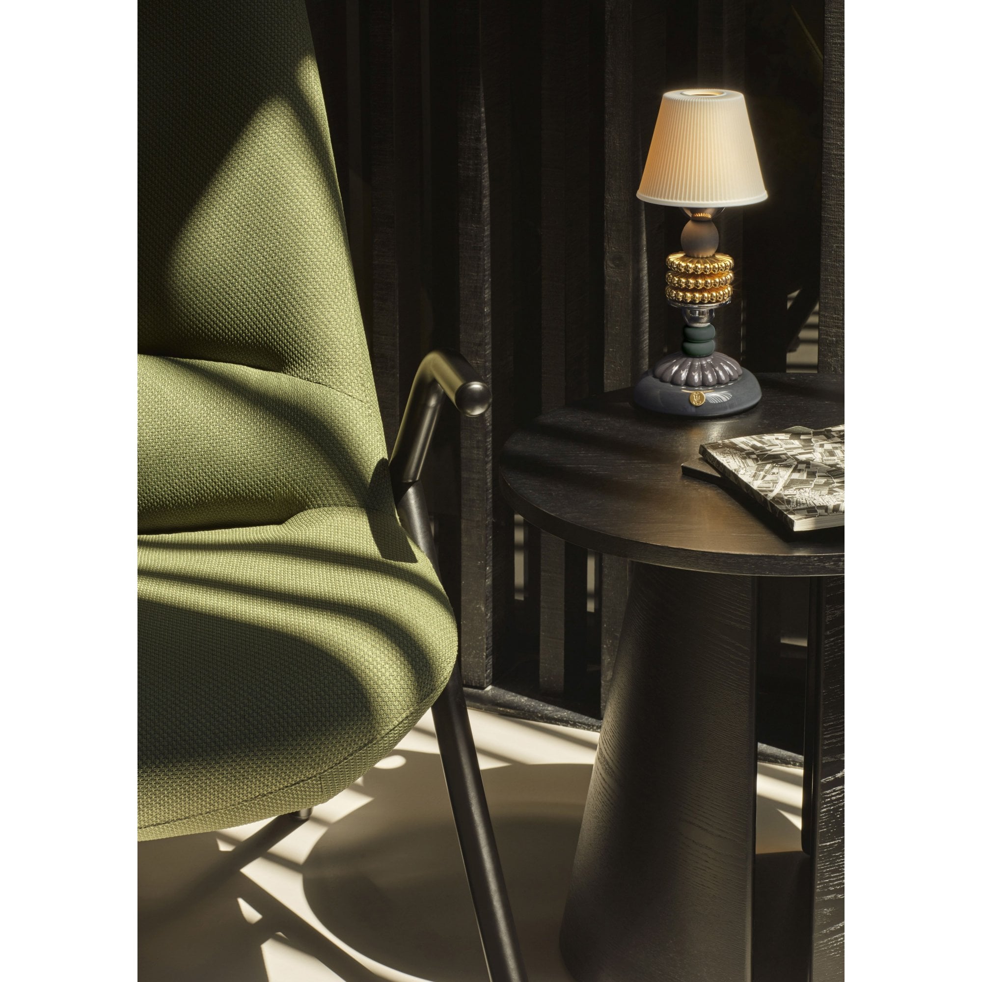 Lladro Firefly Wireless Table Lamp - Olga Hanono
