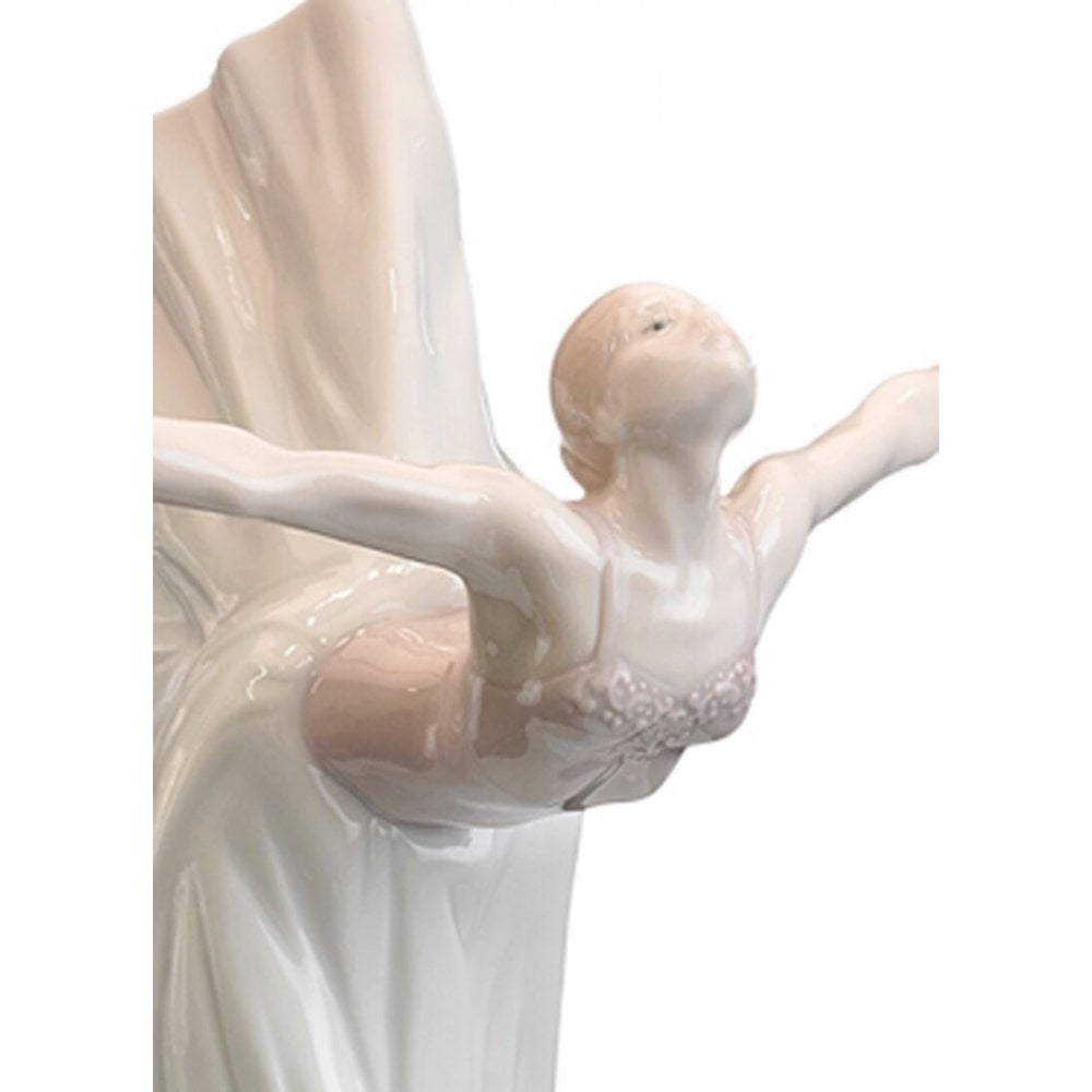 Lladro Giselle Arabesque Lamp