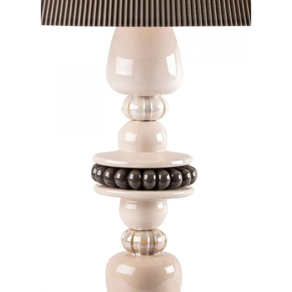 Lladro Firefly Table Lamp - Pearly