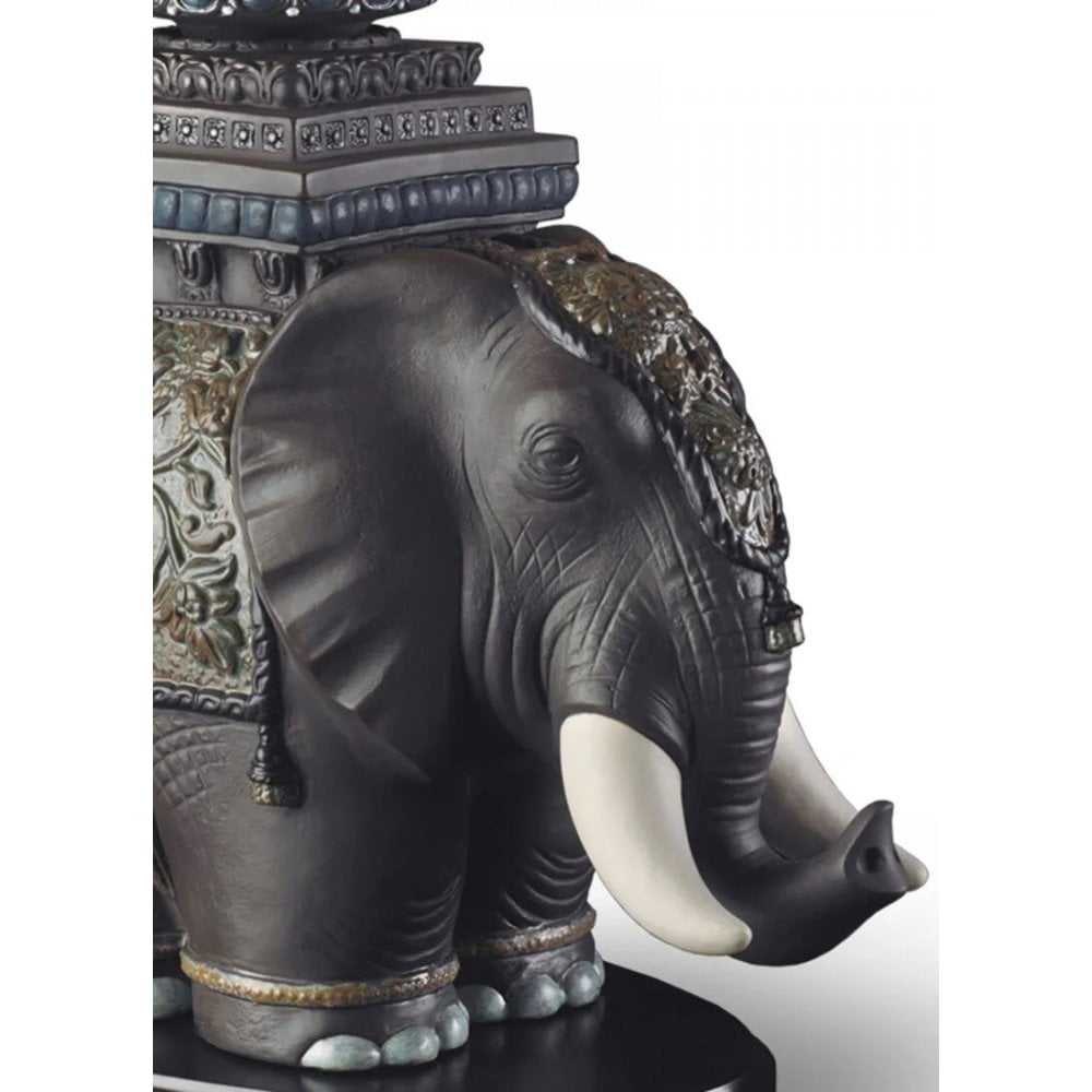 Lladro Siamese Elephant Lamp