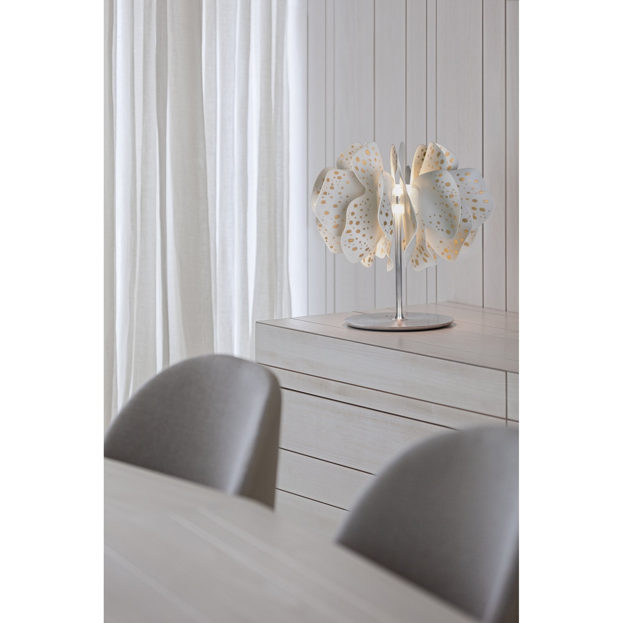 Lladro Nightbloom Table Lamp - White & Gold