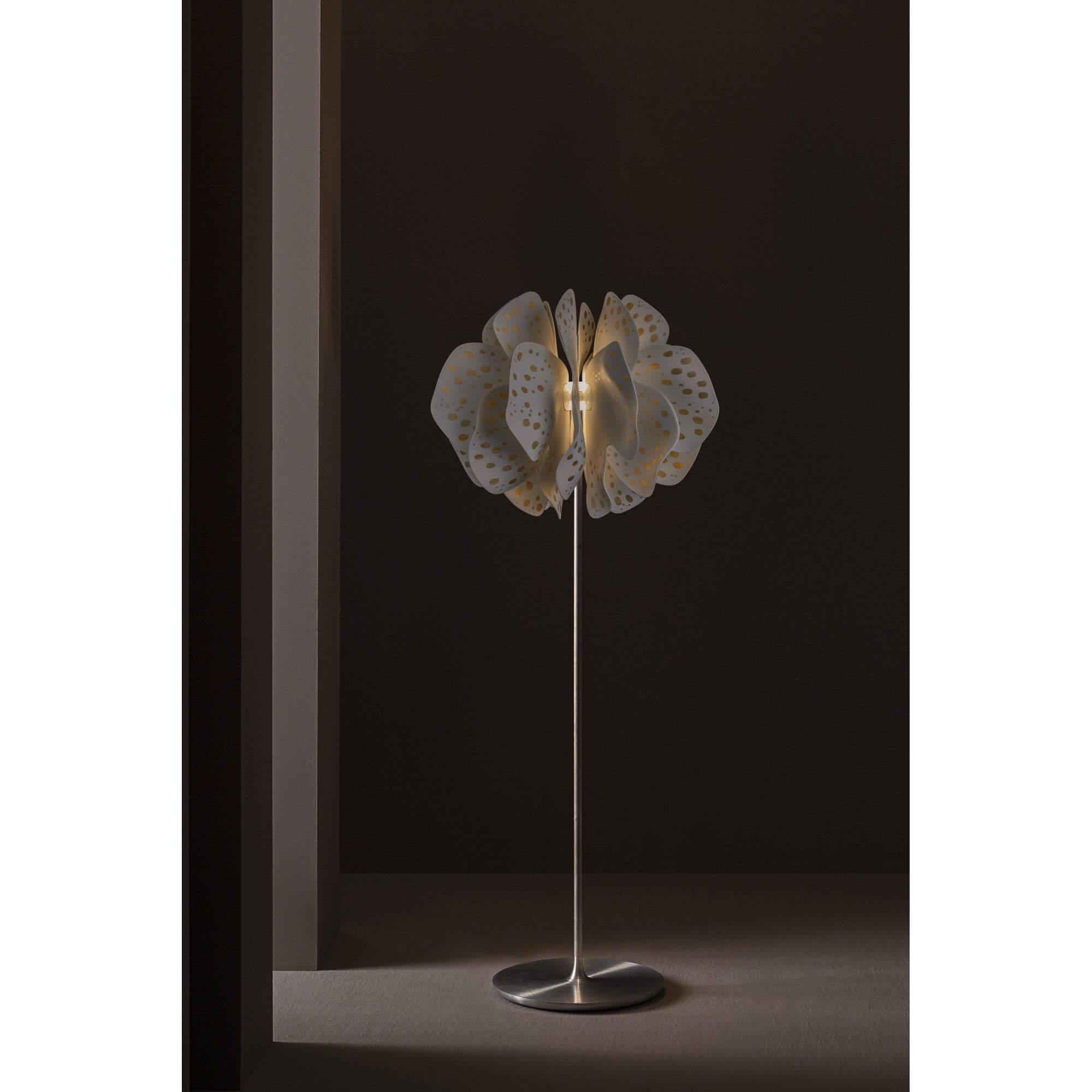 Lladro Nightbloom Floor Lamp - White & Gold