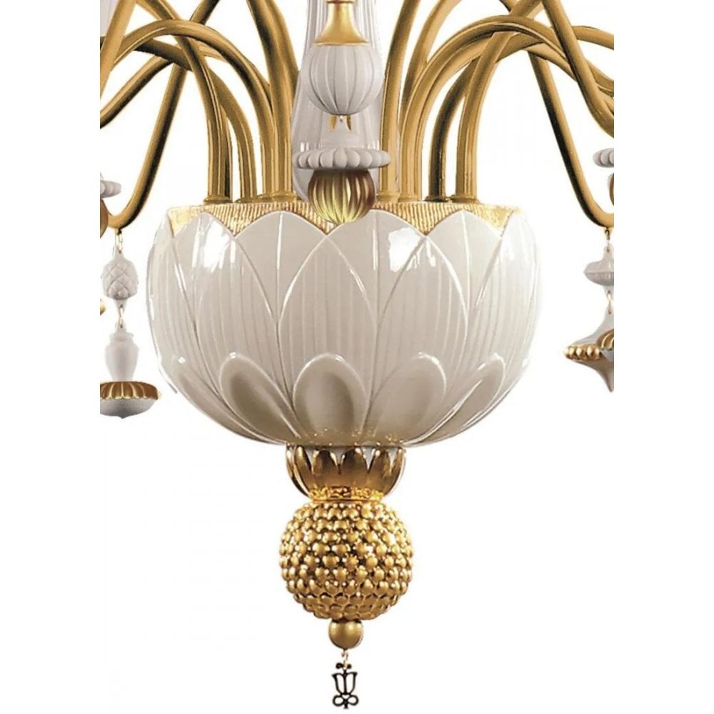 Lladro Ivy & Seed Medium Flat 16 Light Chandelier - White & Golden Luster