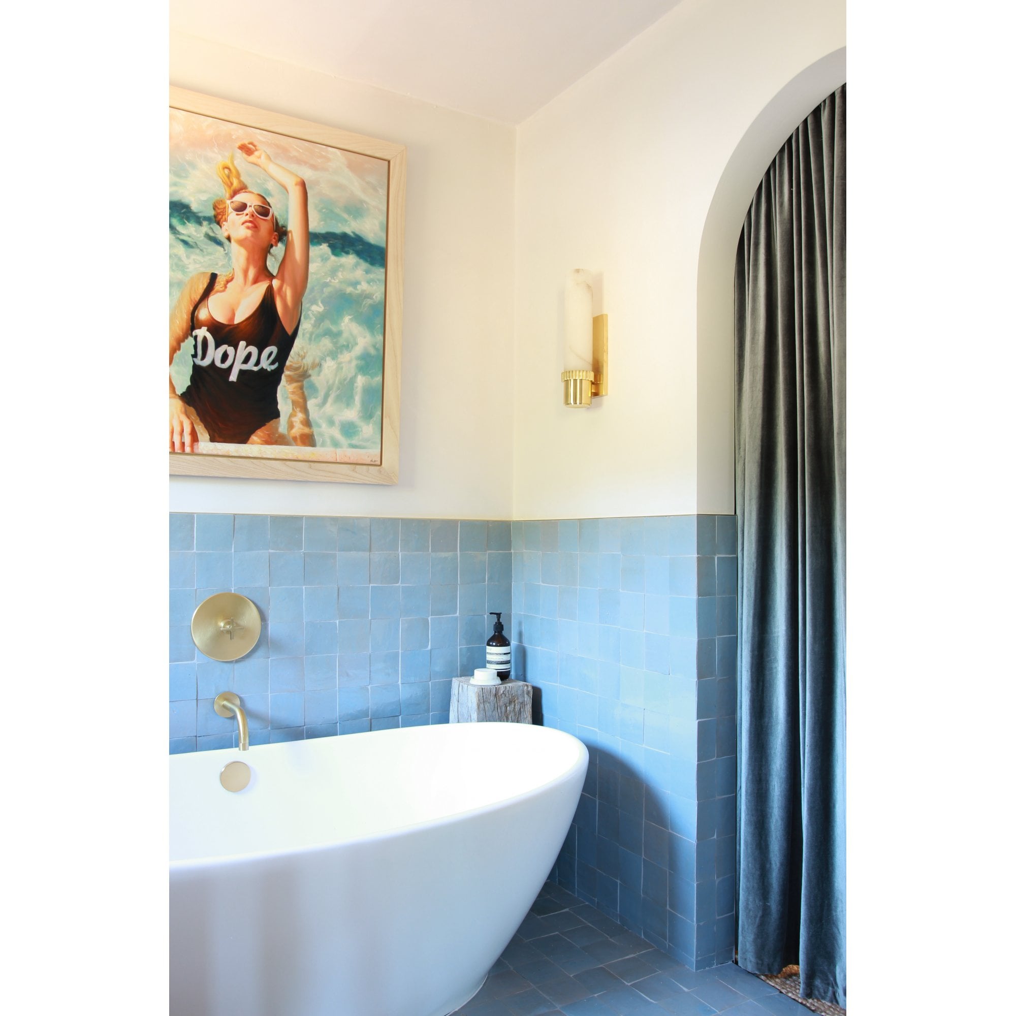 Hudson Valley Argon 1 Light Wall Sconce Light - Aged Brass