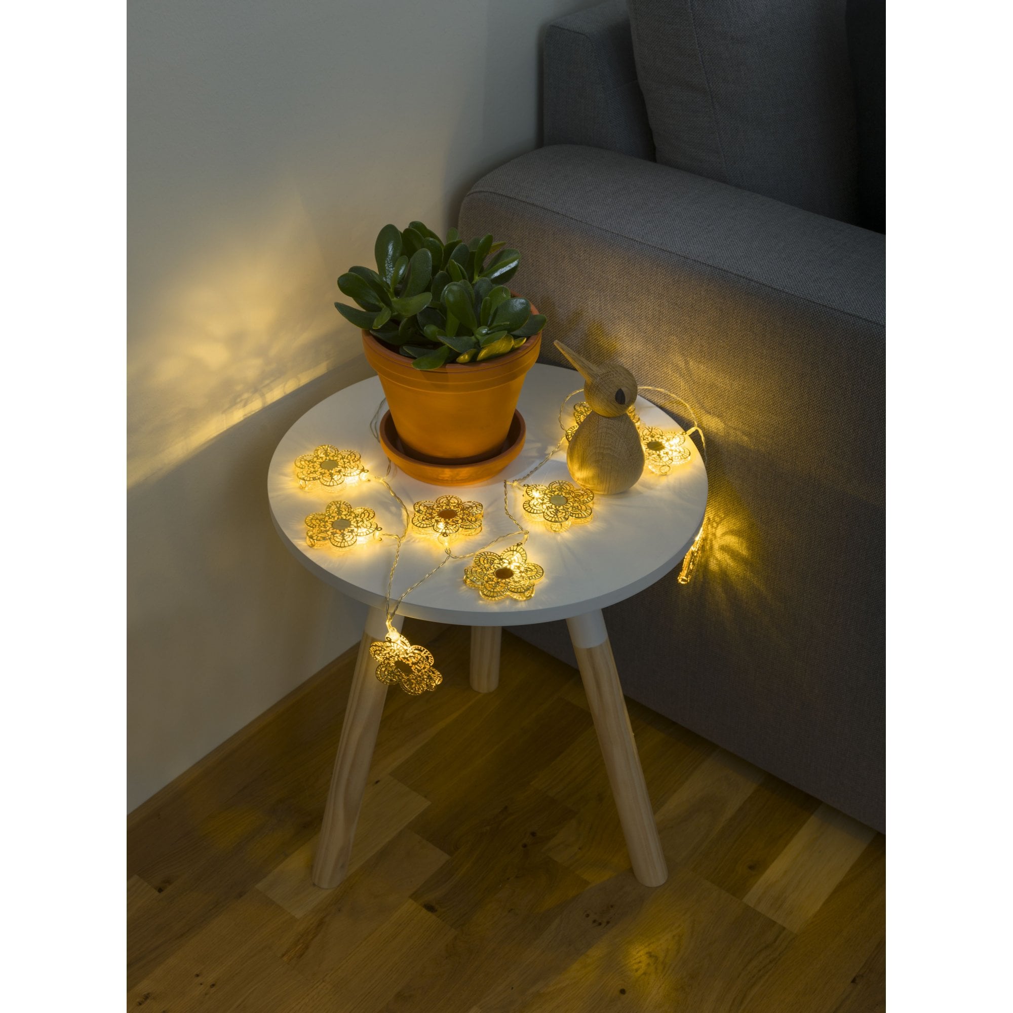 Konstsmide Festoon 0.9m Decorative Light Set - 10 LED Flowers - Gold - Battery Operated