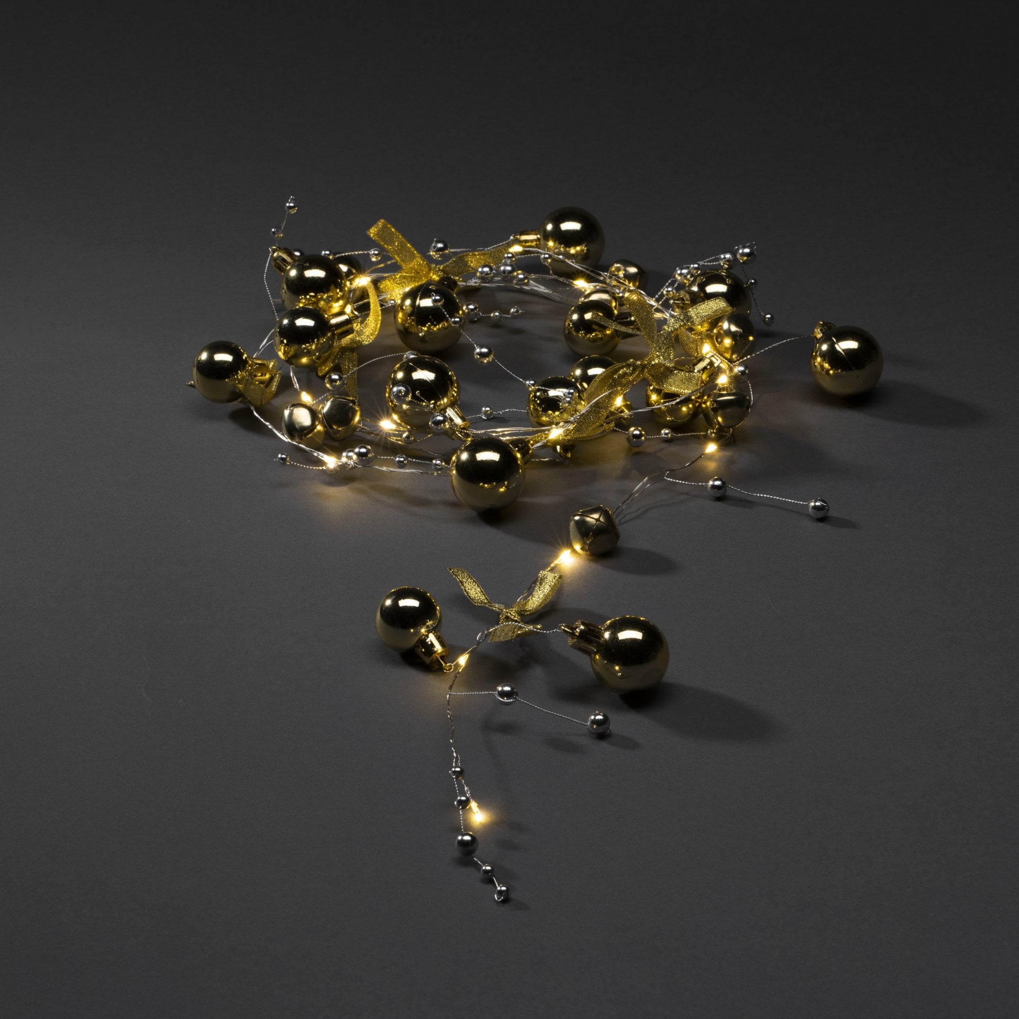 Konstsmide Festoon 1.9m Decorative Light Set - 20 LEDs - Brass Balls - Battery Operated