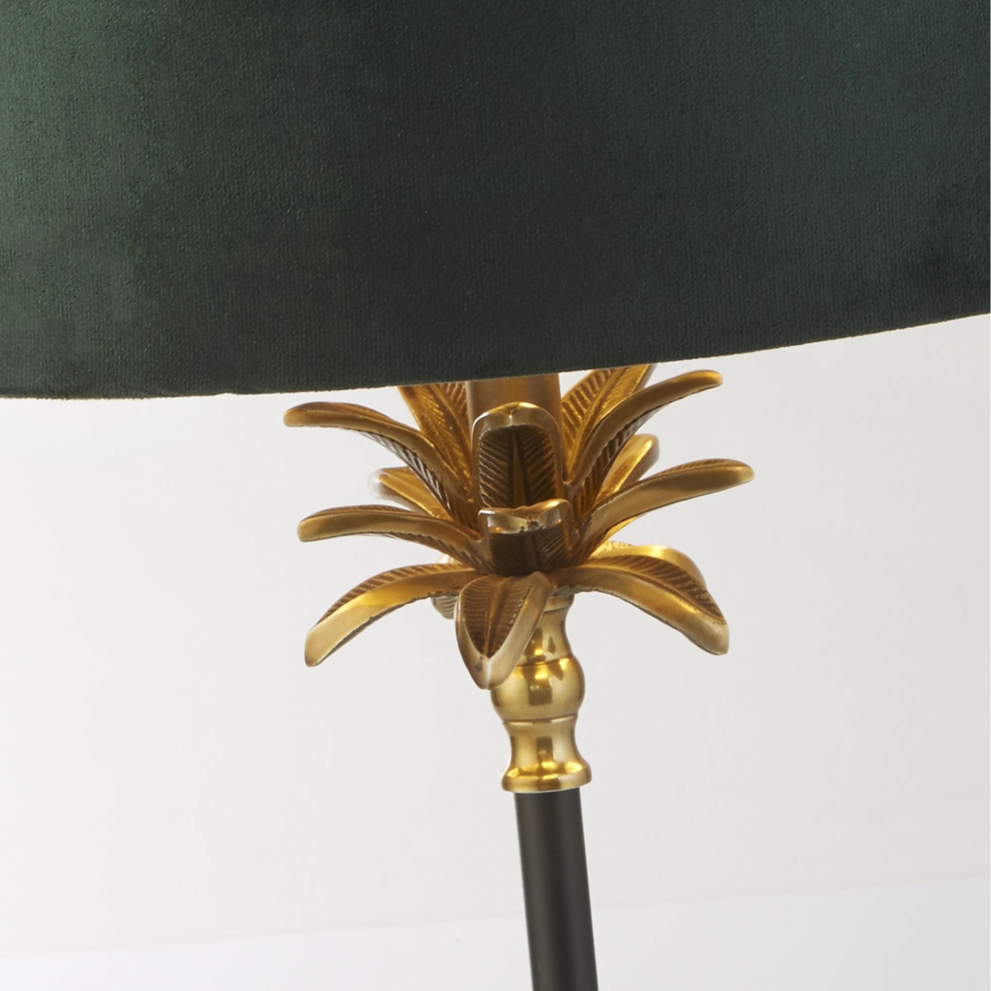 Searchlight Paisley Table Lamp - Black, Antique Brass & Green Velvet Shade