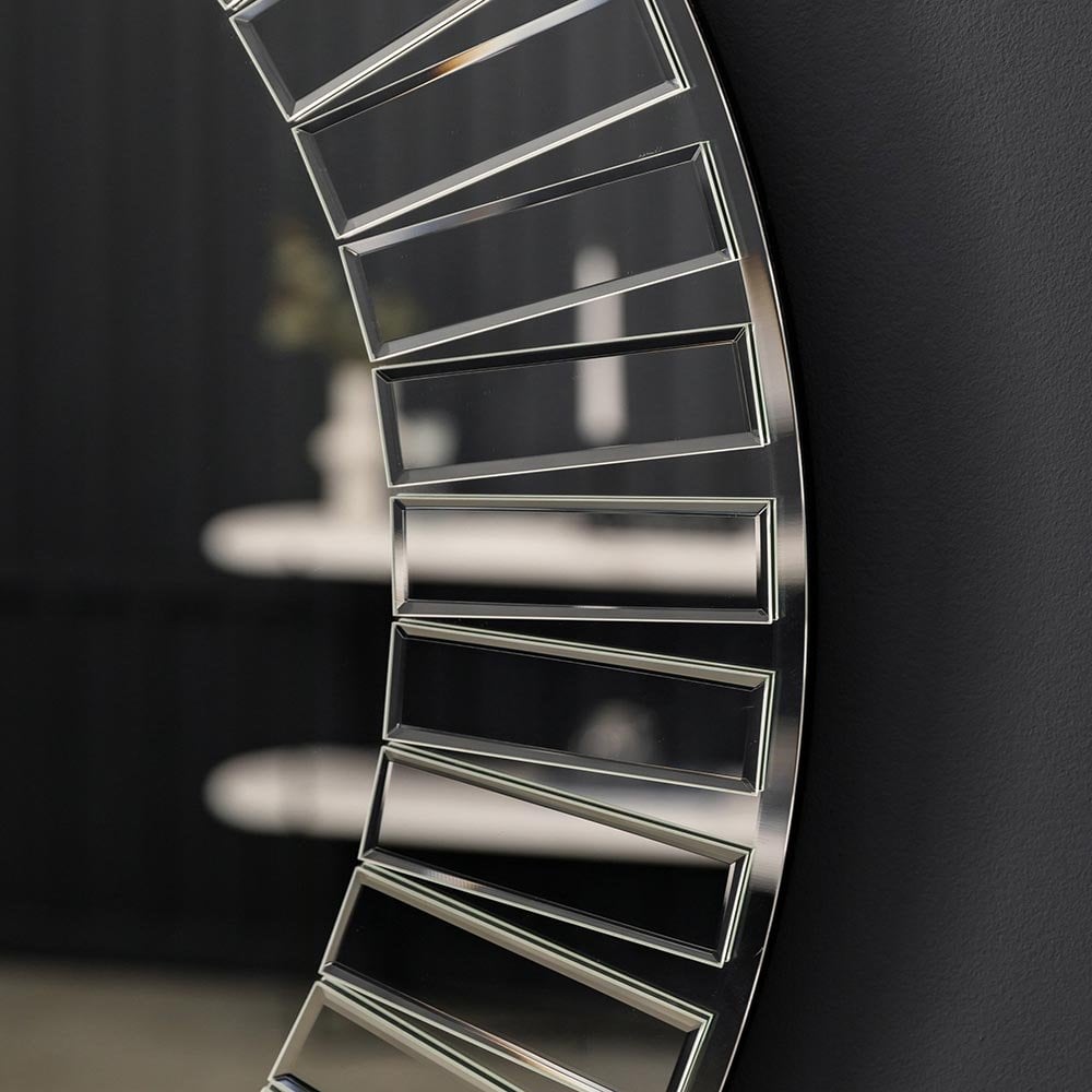 Mura Montague Round Wall Mirror - Overlaid Mosaic Frame