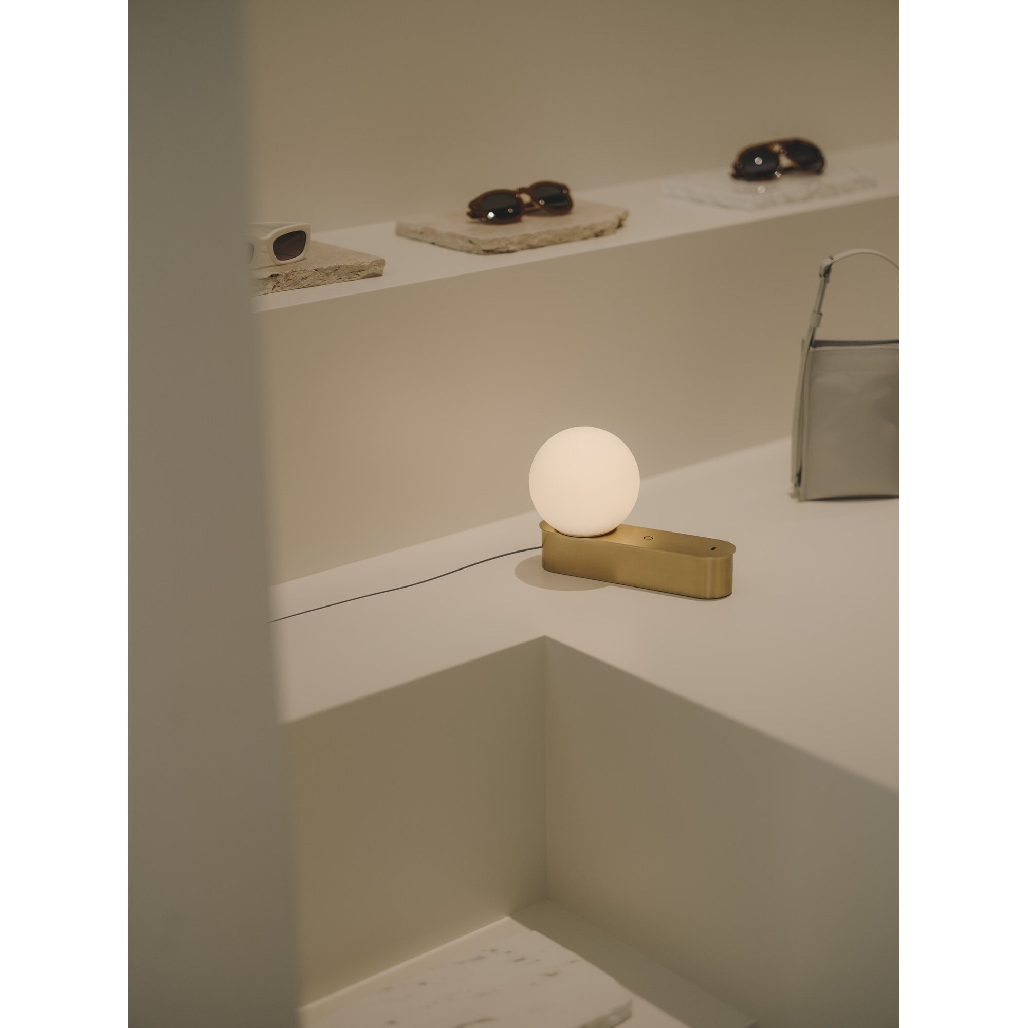 LedsC4 Perlina Table Lamp - Matte Gold