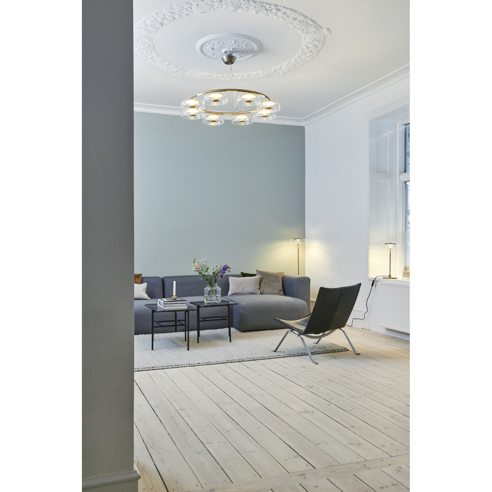 Nuura Blossi 8 Light Chandelier - Nordic Gold & Clear Glass