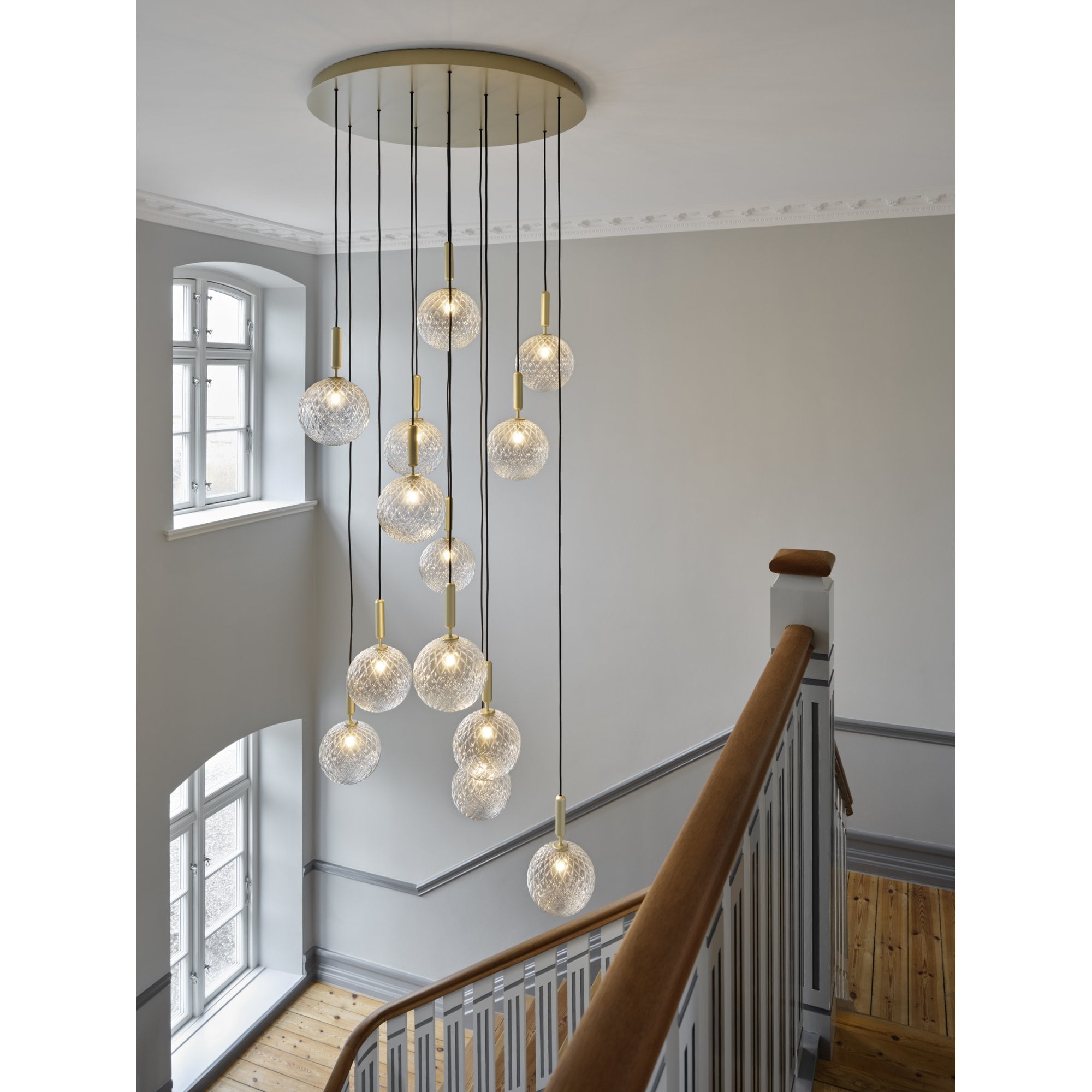 Nuura Miira Large 13 Light Chandelier - Brass & Optic Clear Glass