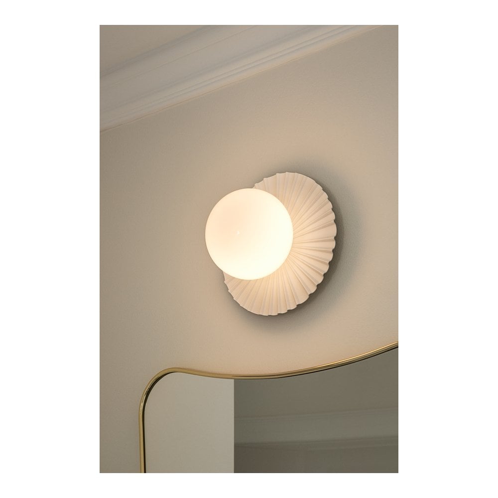 Nuura Liila Muuse Small IP44 Wall/Flush Light - White & Opal Glass