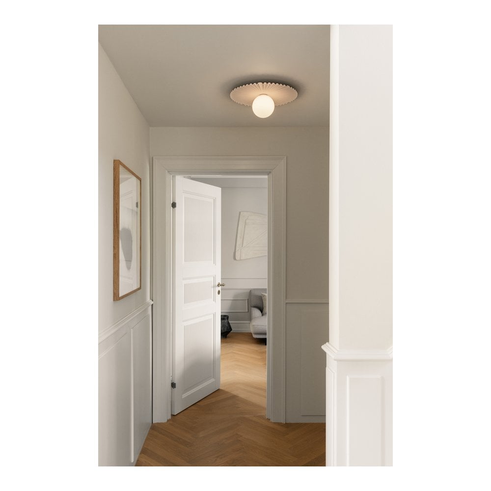 Nuura Liila Muuse Medium IP44 Wall/Flush Light - White & Opal Glass