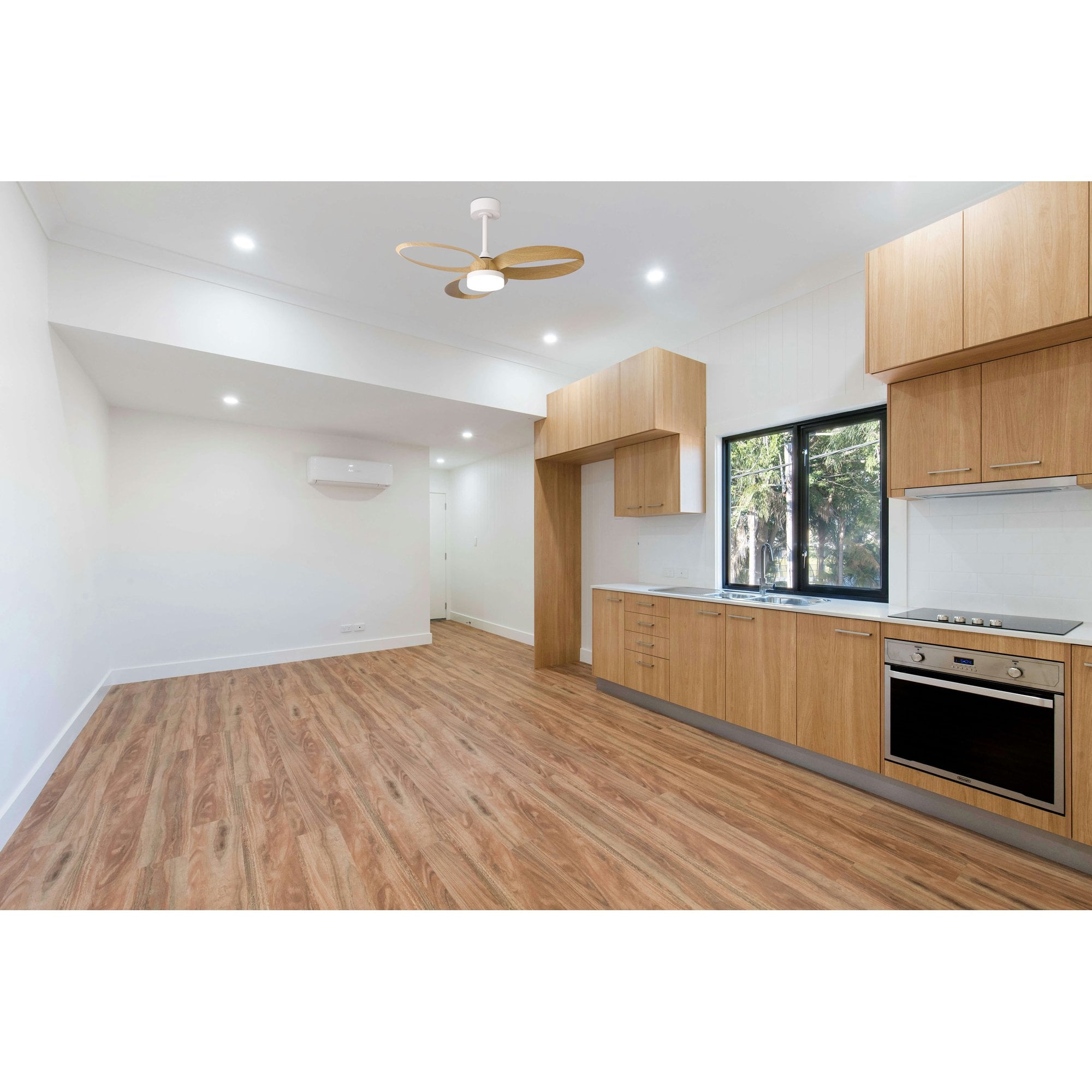 Mantra Infinity Fan 24W LED Dimmable Ceiling Light & Fan, Remote Controlled, - White, Wood