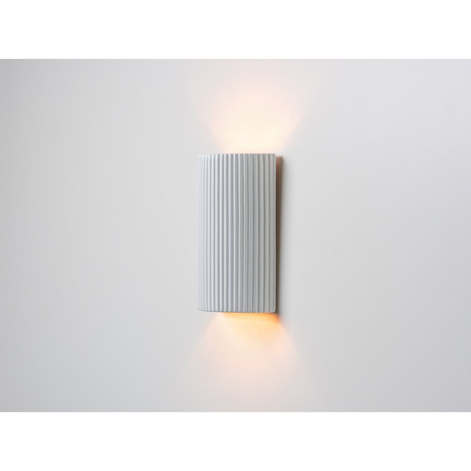 houseof. Ribbed Ceramic Pillar Wall Light - White
