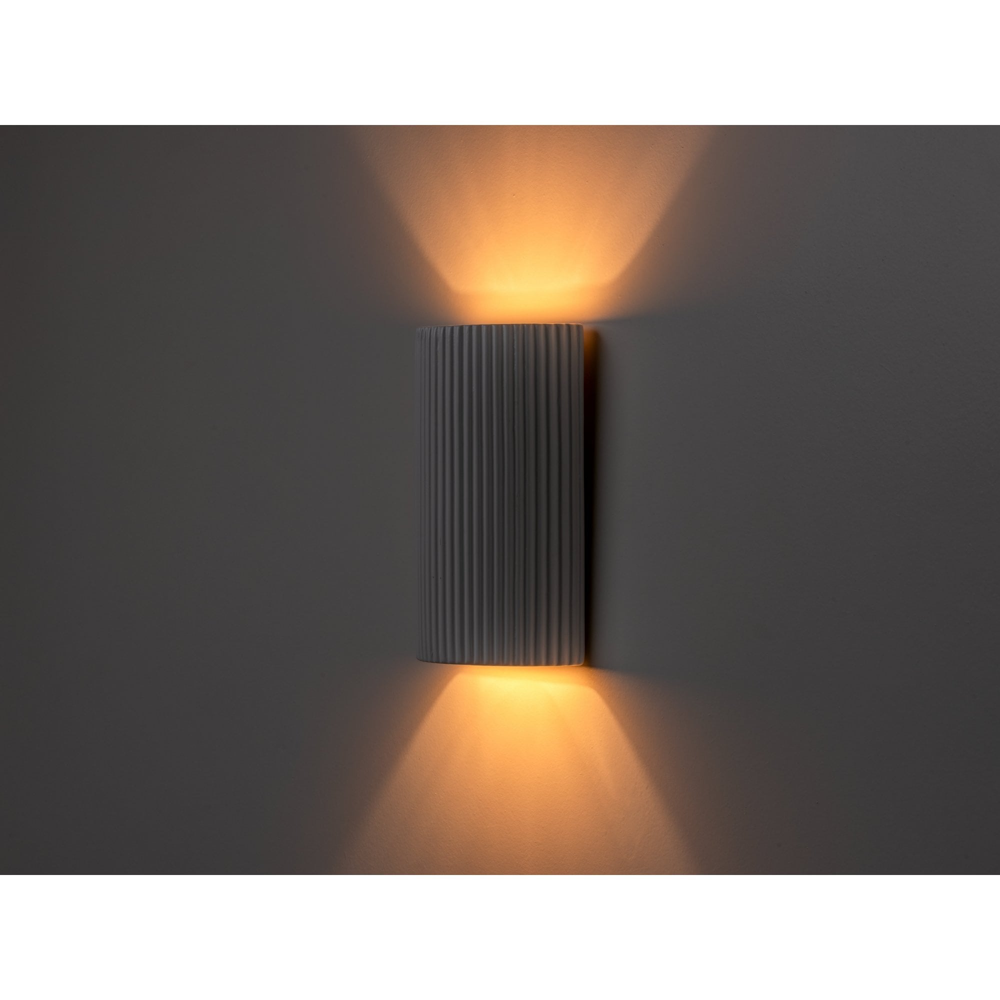 houseof. Ribbed Ceramic Pillar Wall Light - White