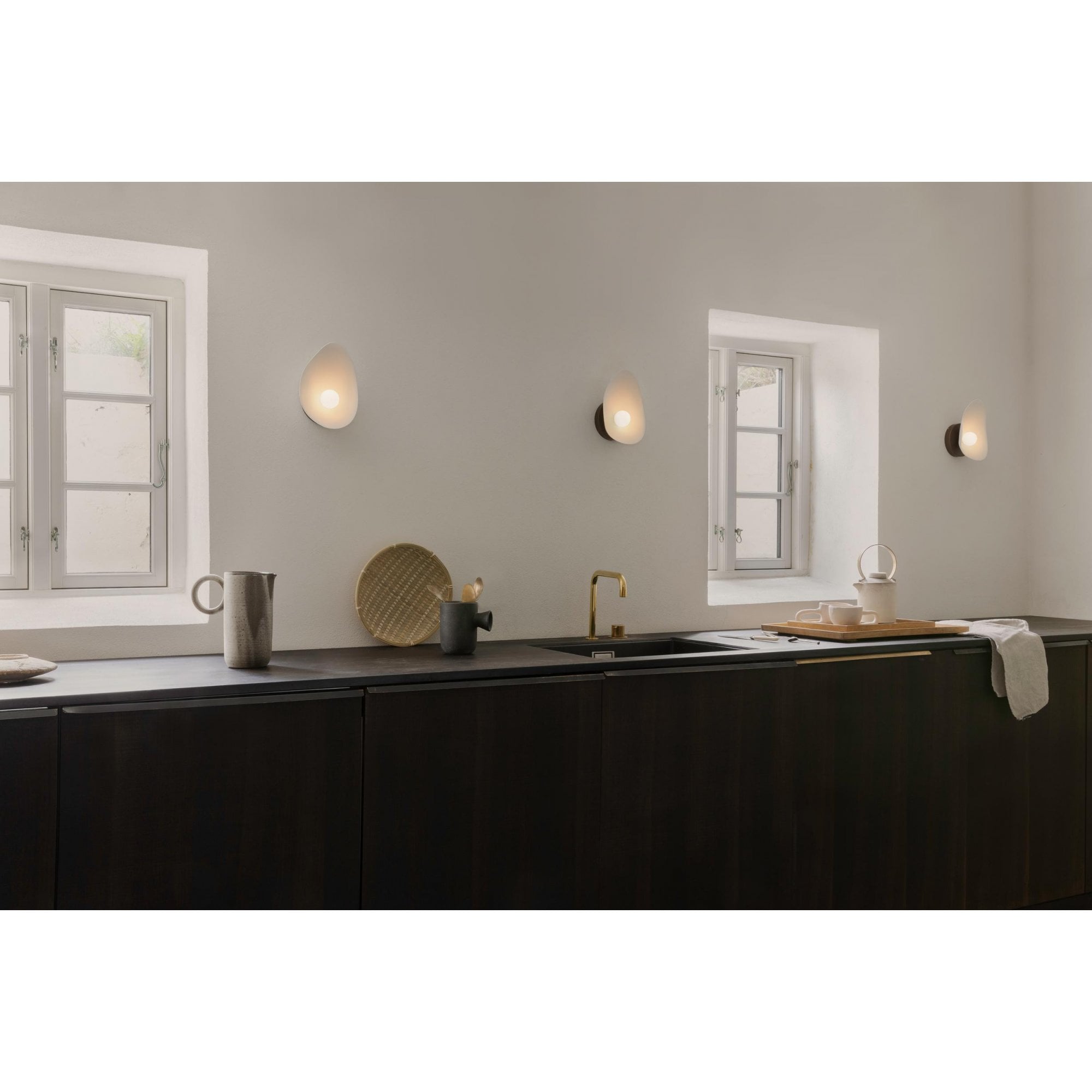 Nuura Florii 1 Wall Light - Dark Bronze & White