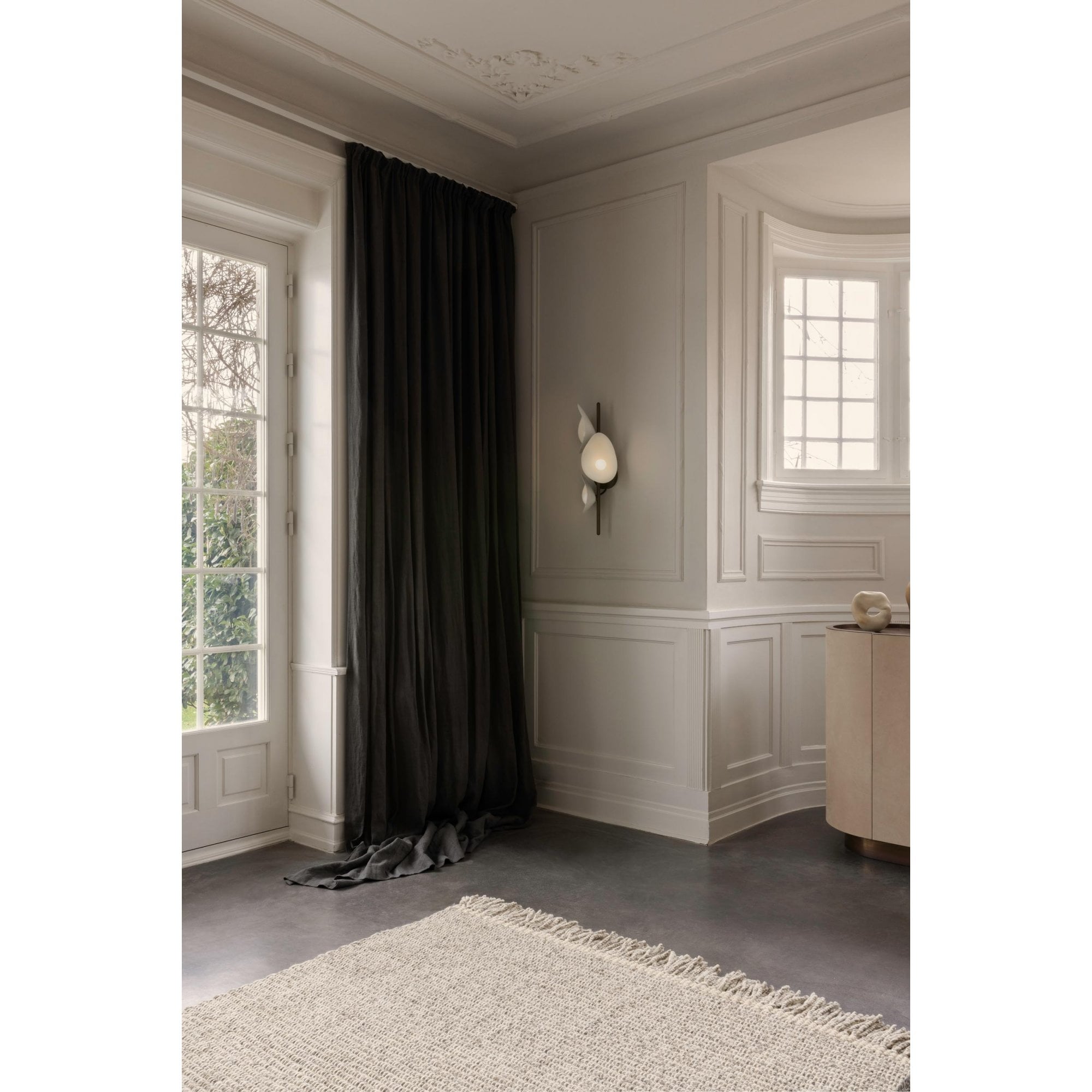 Nuura Florii 3 Wall Light - Dark Bronze & White