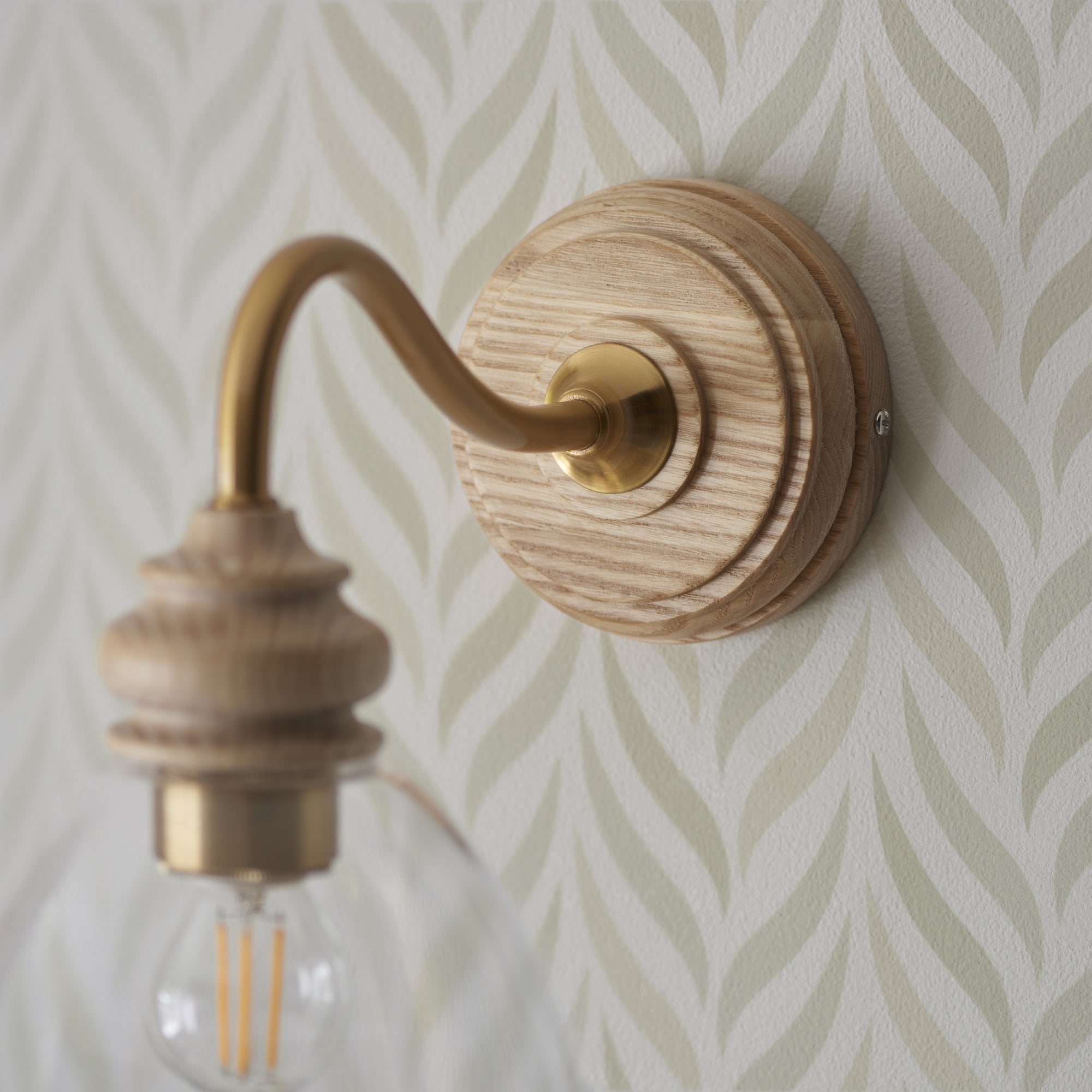 Endon Cotswold Single Light Wall - Natural Ash, Brushed Aged Brass Plate & Clear Glass