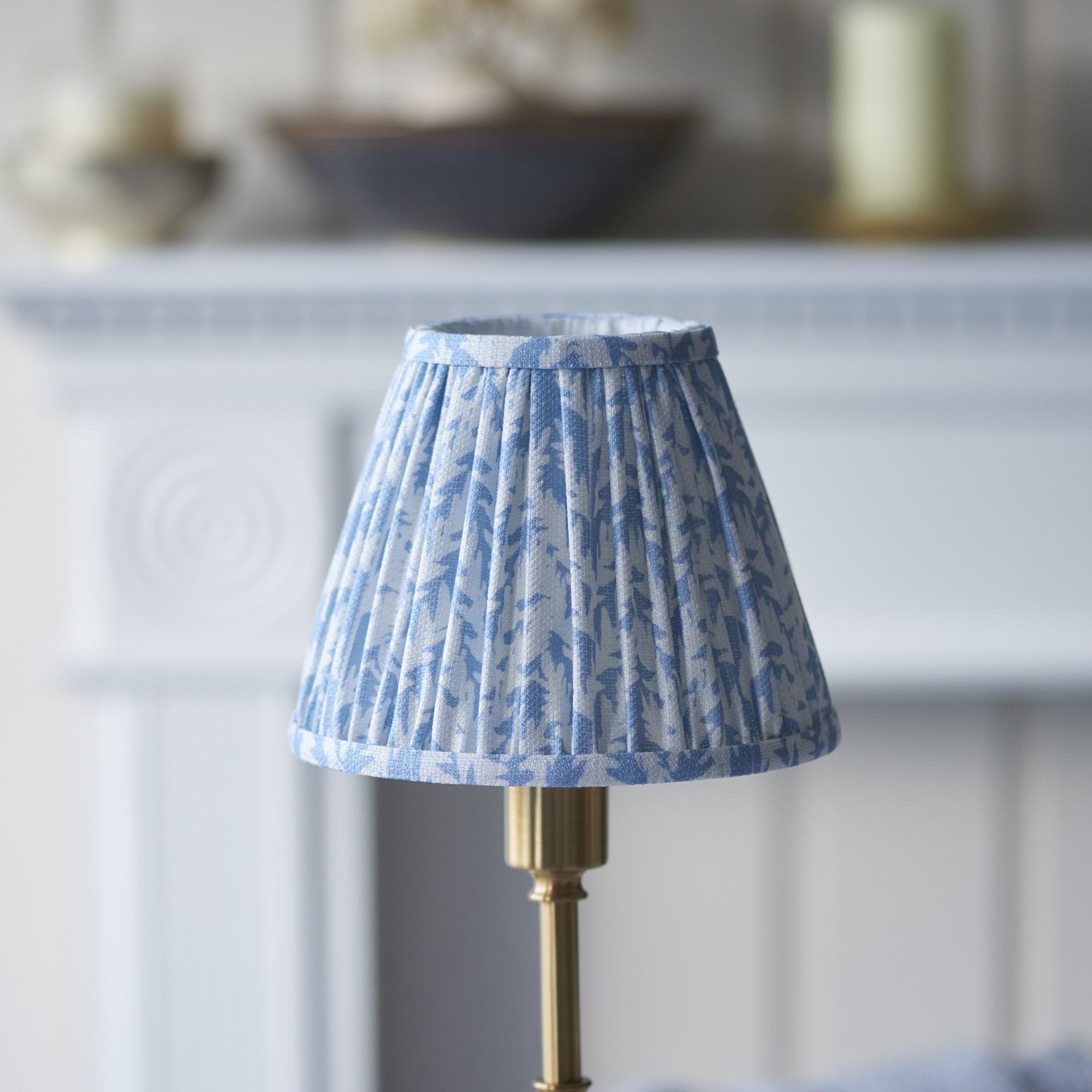 Endon Burley Rechargeable Table Lamp & Leaf 16cm Shell Bay Blue Shade