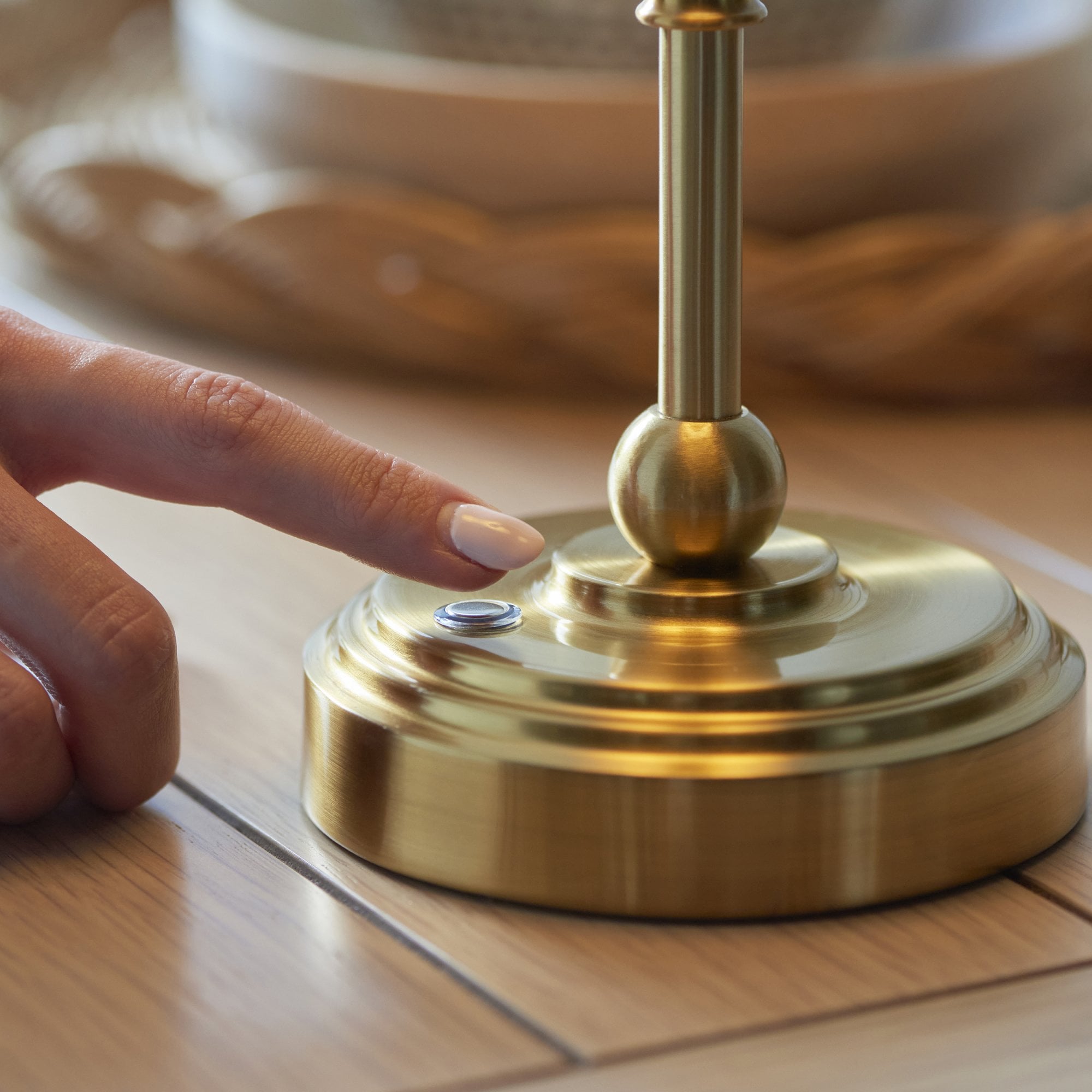 Endon Burley Rechargeable Table Lamp & Leaf 16cm Shell Bay Blue Shade